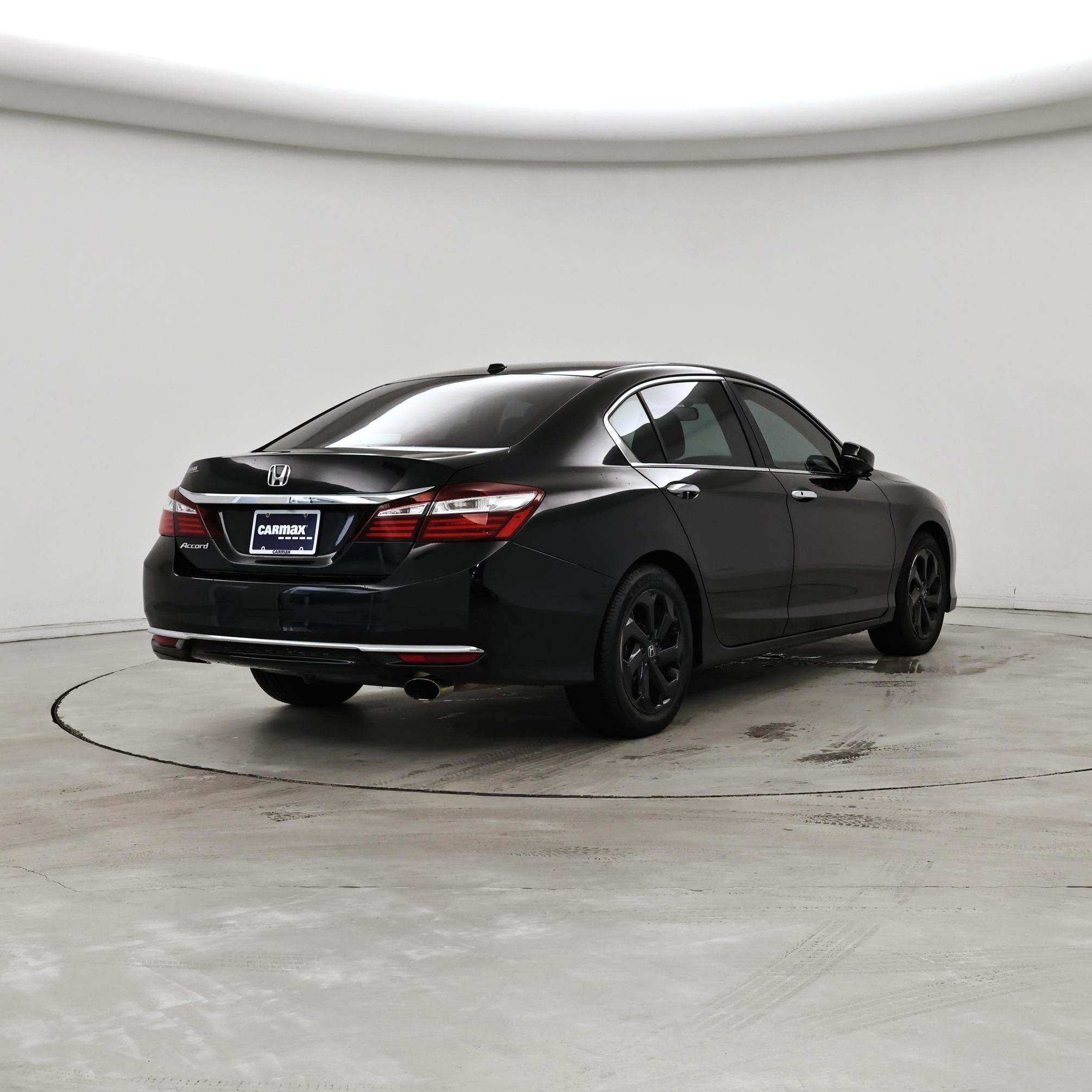 Thumbnail: 2016 Honda Accord - 8