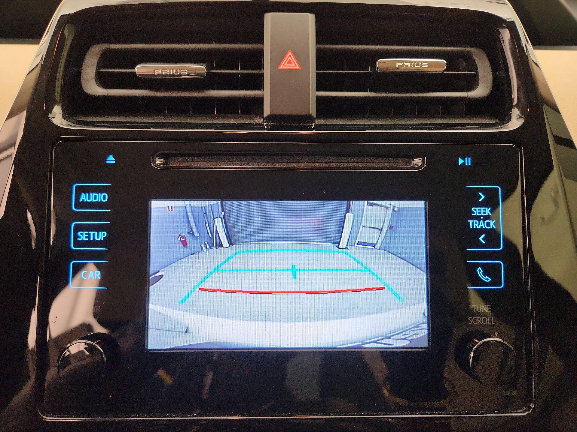 Thumbnail: 2016 Toyota Prius - 14