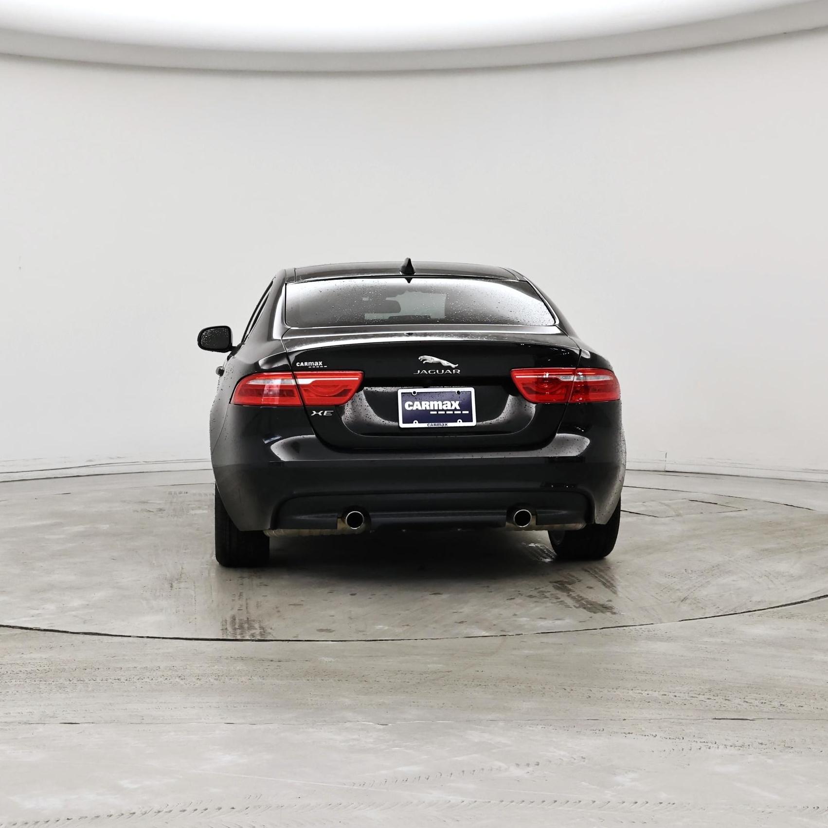 Thumbnail: 2017 Jaguar XE - 6