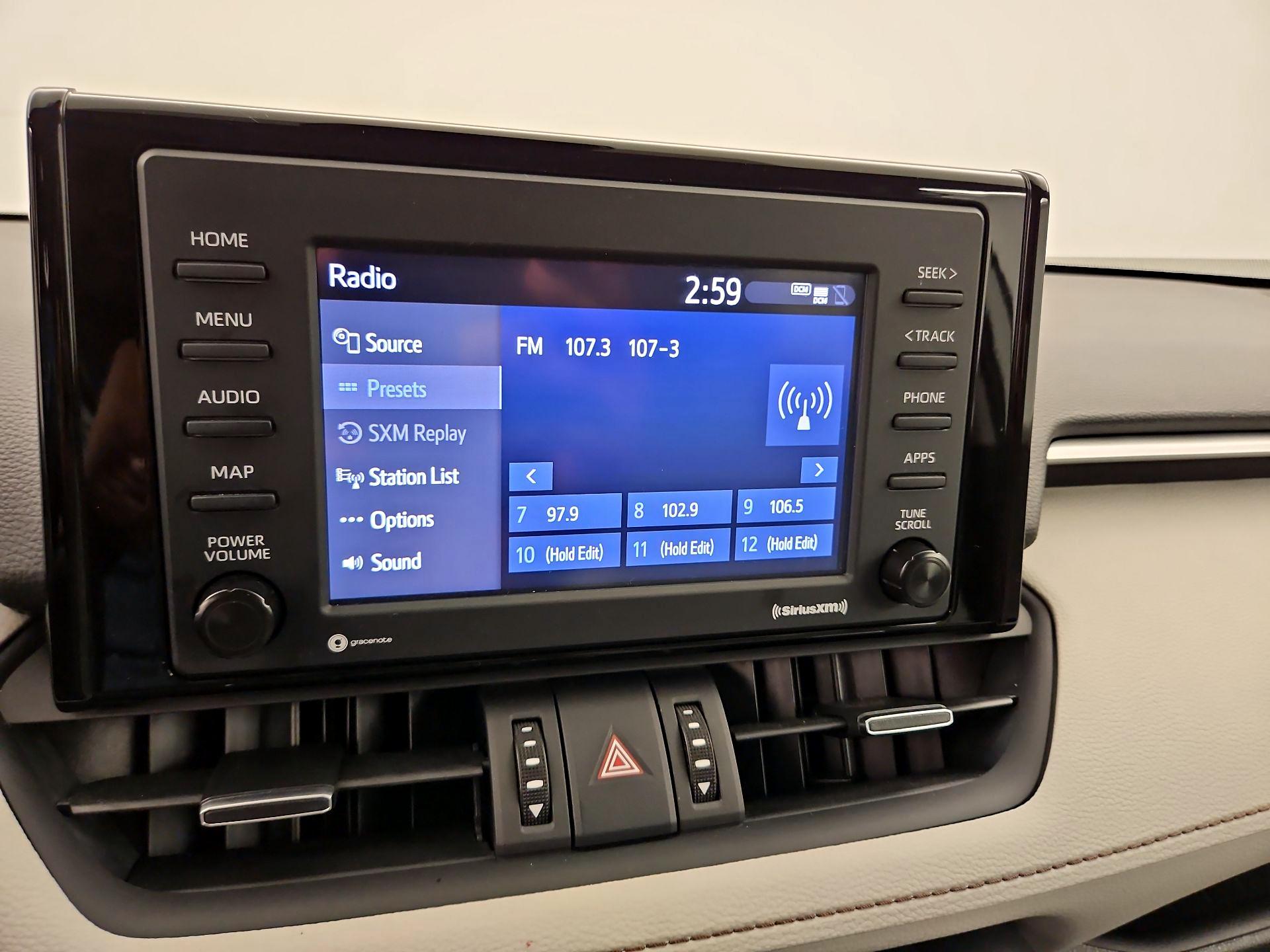 Thumbnail: 2022 Toyota RAV4 - 15