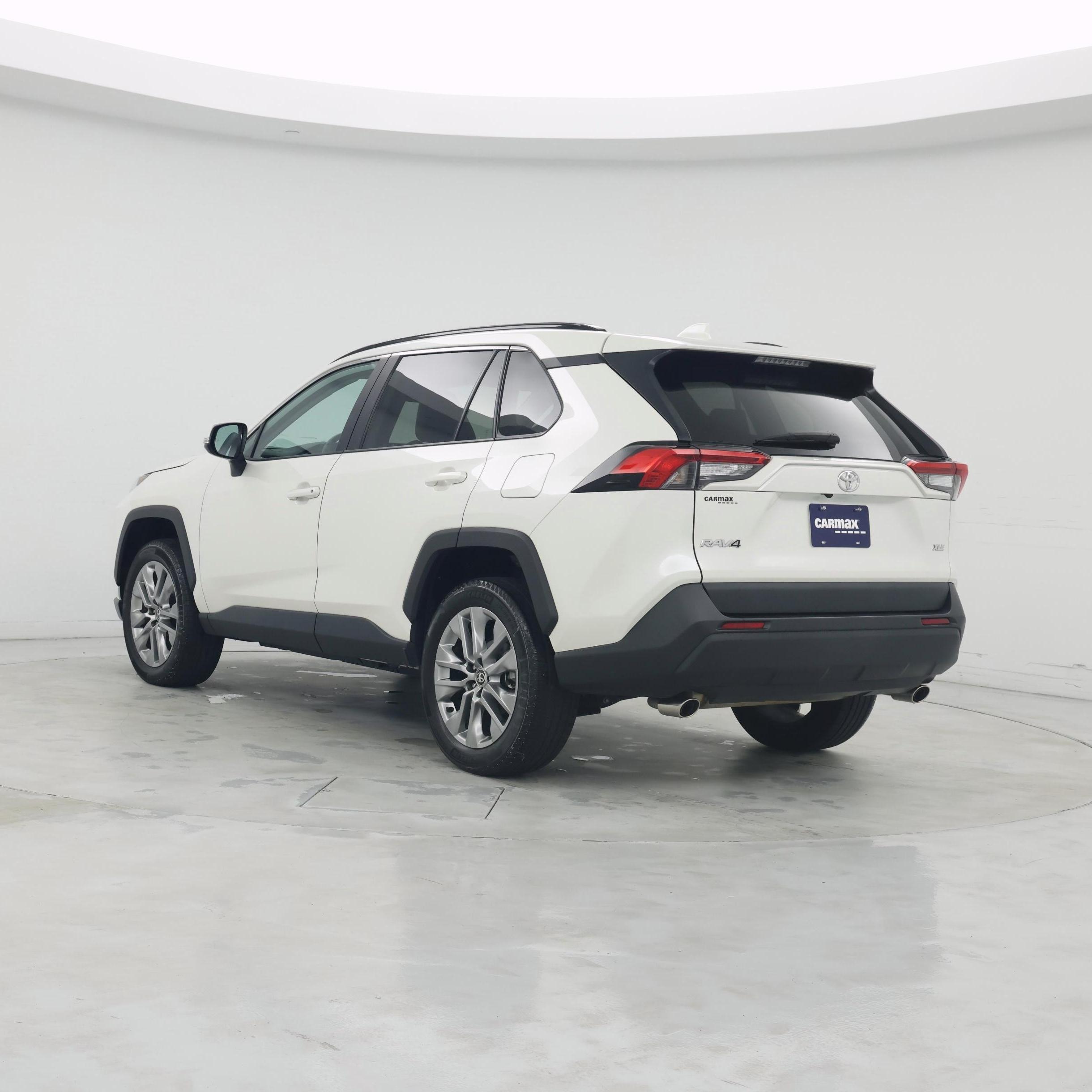 Thumbnail: 2022 Toyota RAV4 - 2