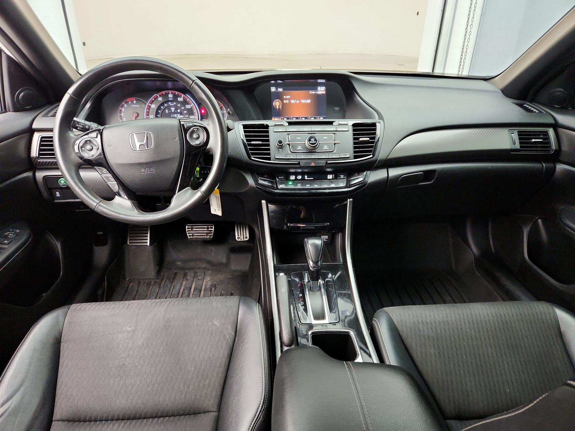 Thumbnail: 2017 Honda Accord - 9