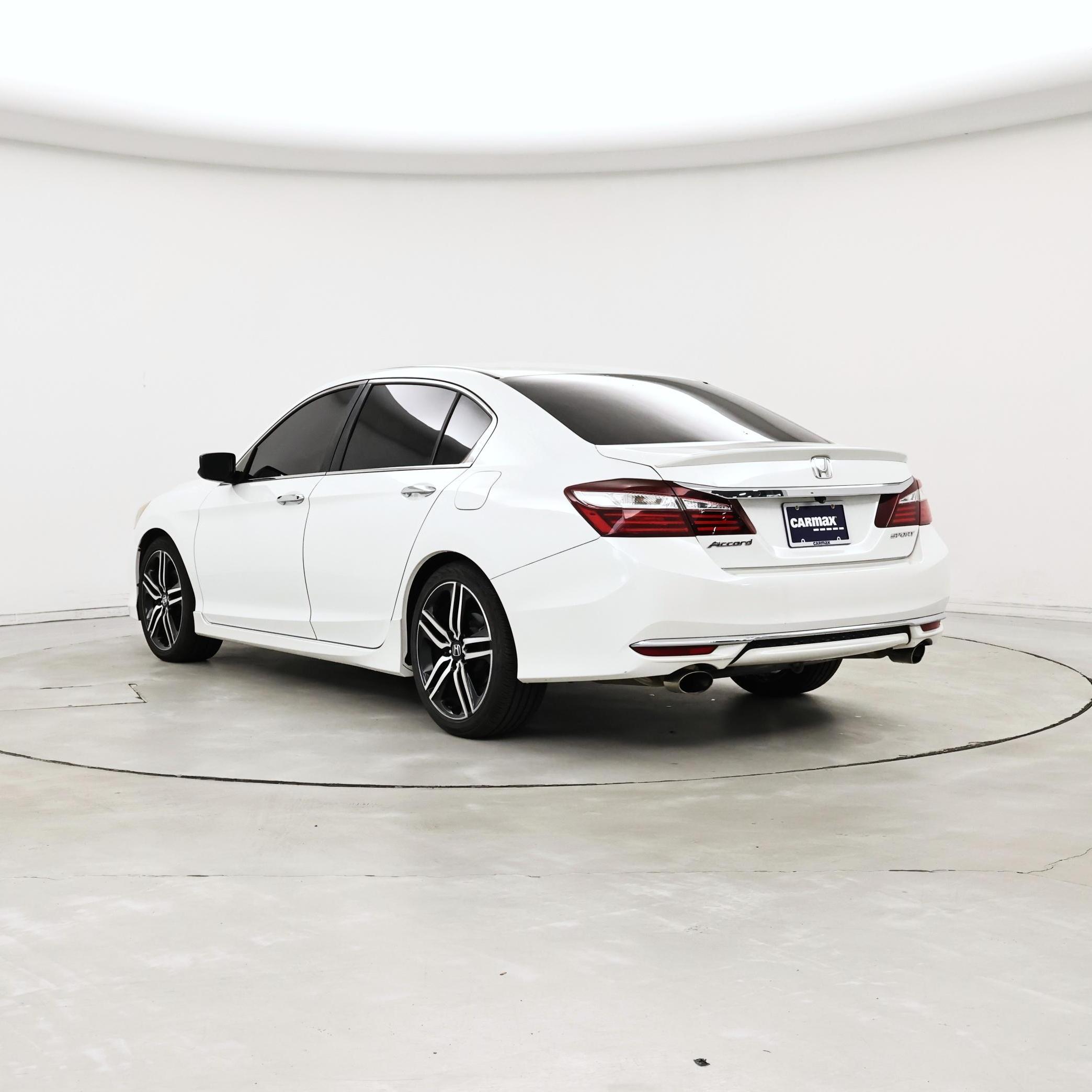 Thumbnail: 2017 Honda Accord - 2