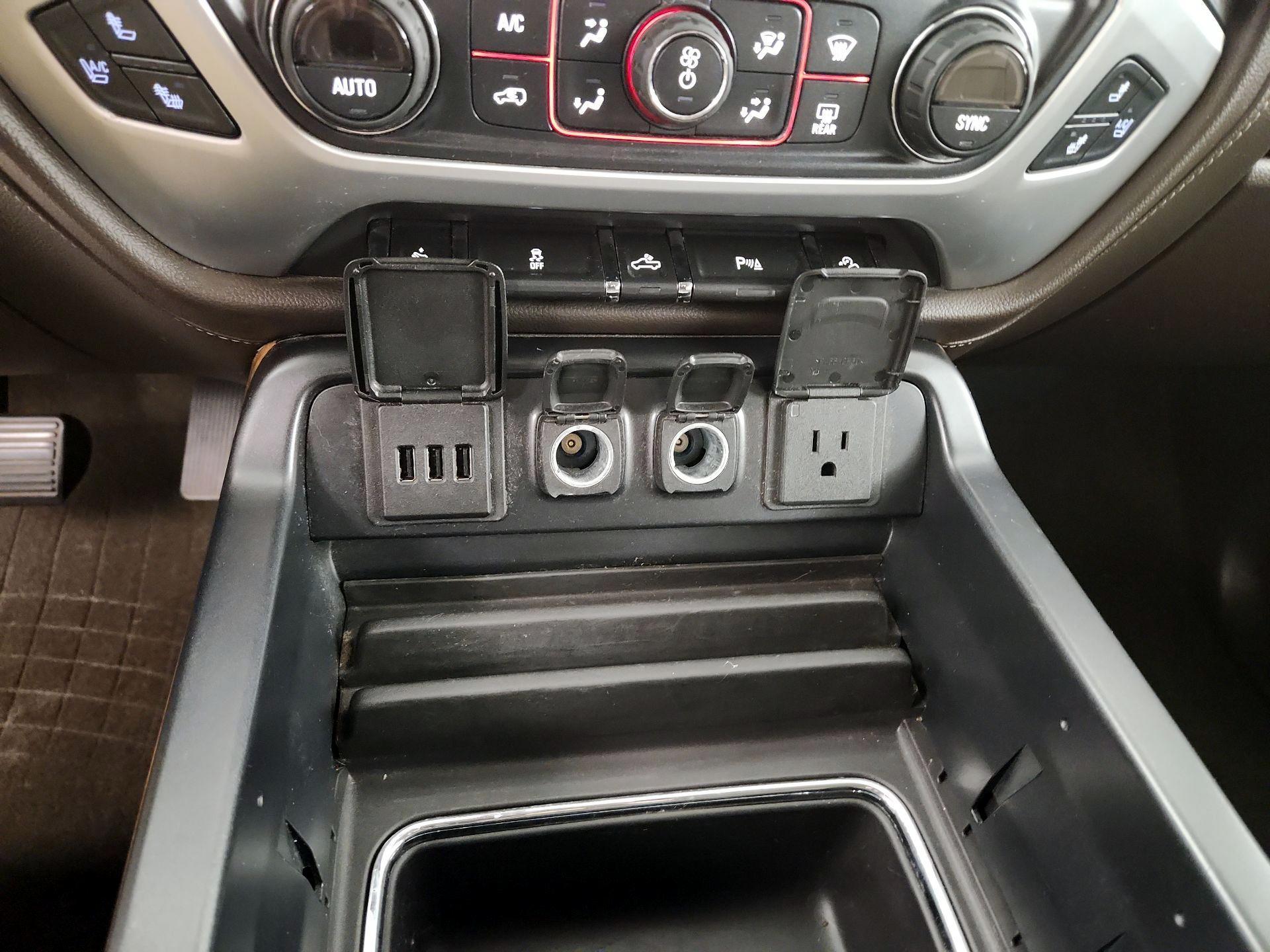 Thumbnail: 2015 GMC Sierra 1500 - 16