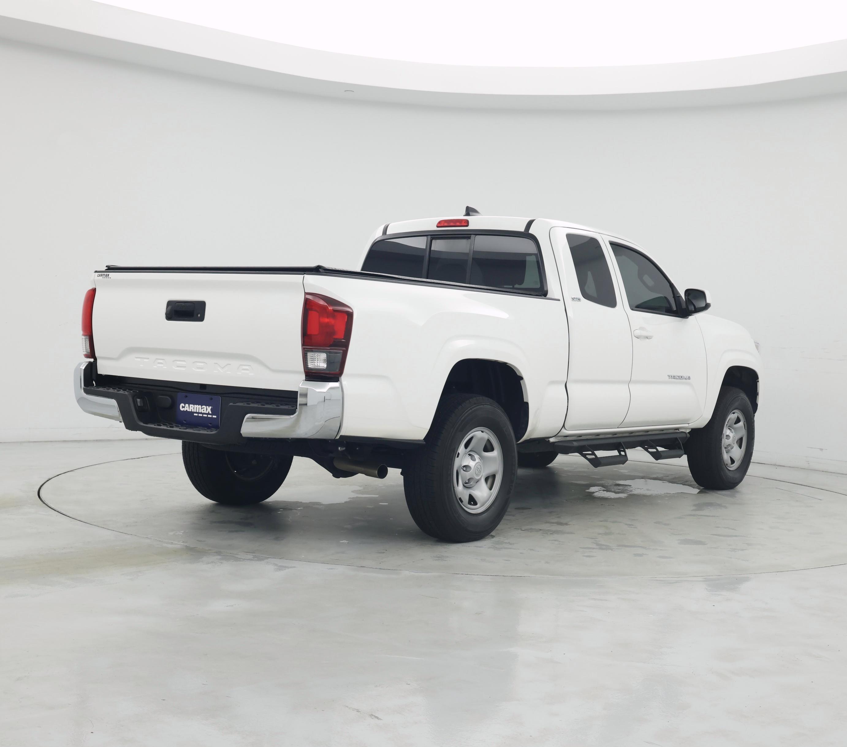 Thumbnail: 2023 Toyota Tacoma - 8