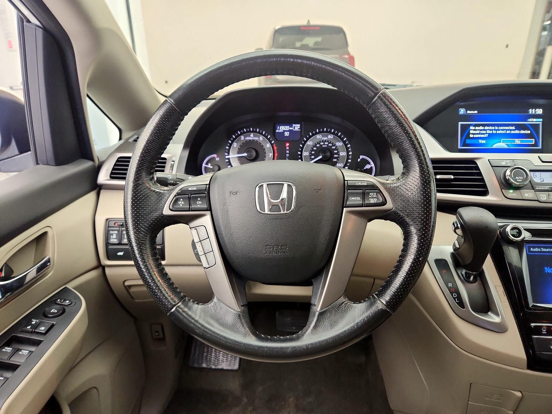 Thumbnail: 2015 Honda Odyssey - 10