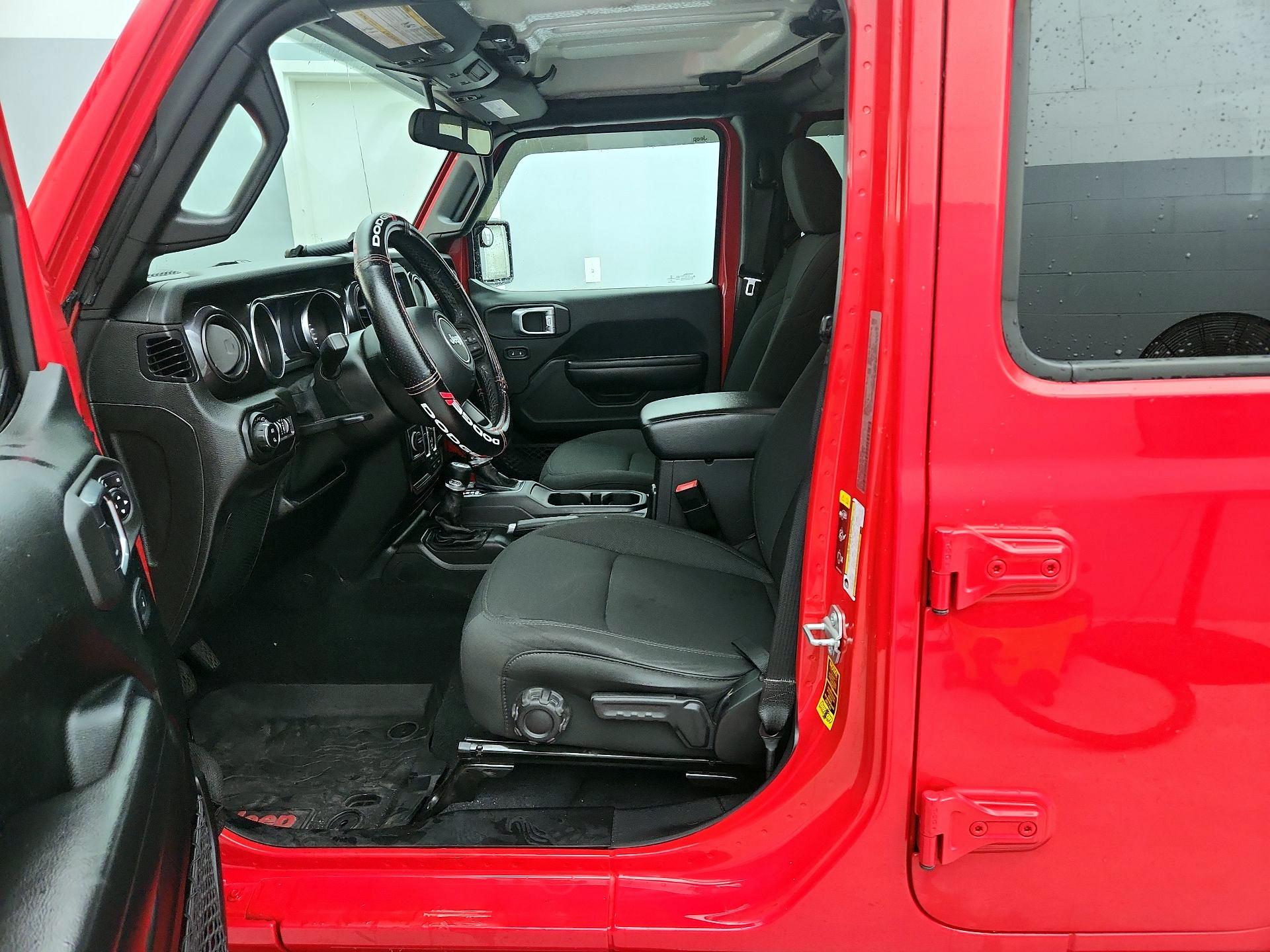 Thumbnail: 2020 Jeep Gladiator - 11