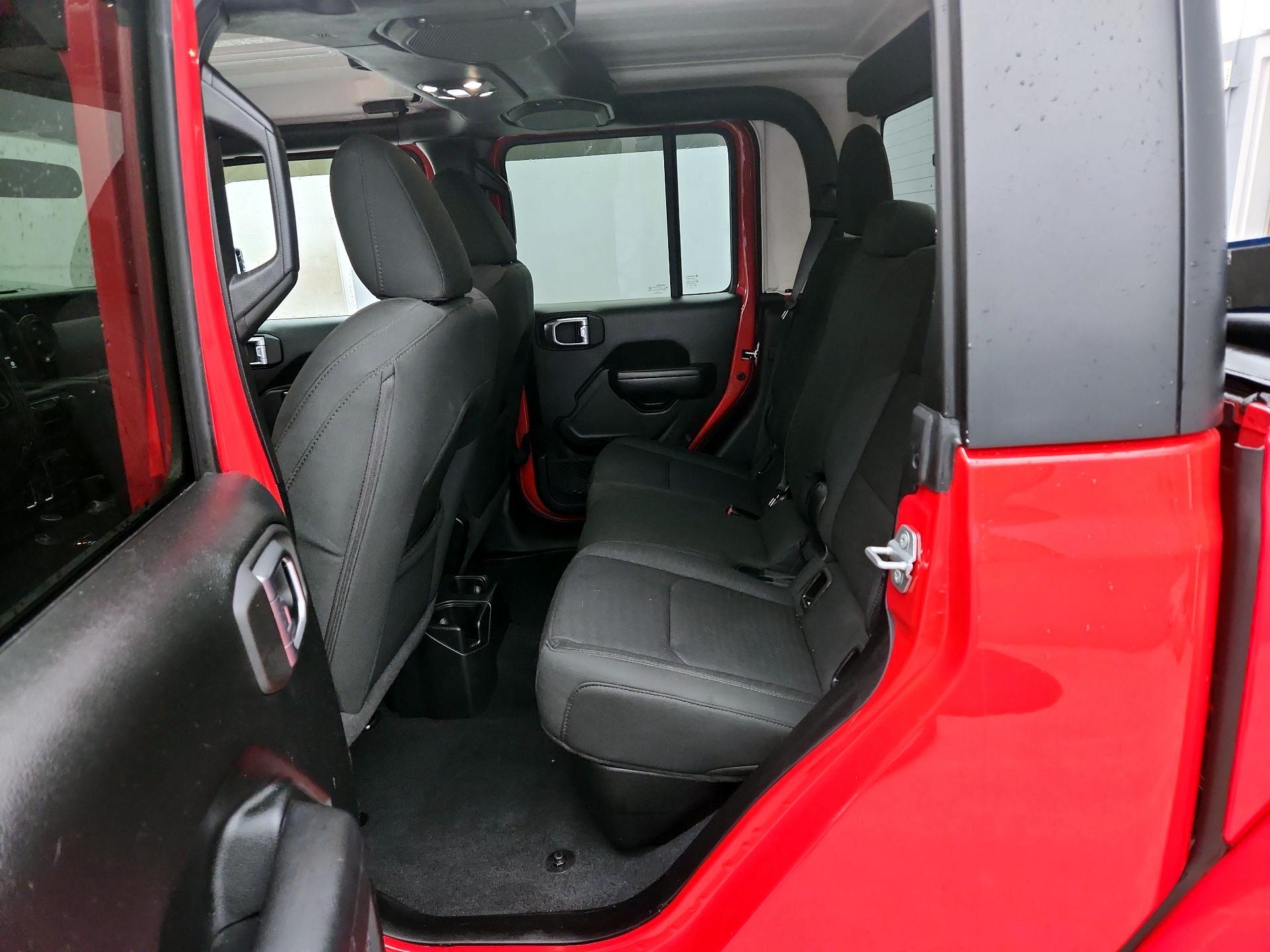 Thumbnail: 2020 Jeep Gladiator - 19