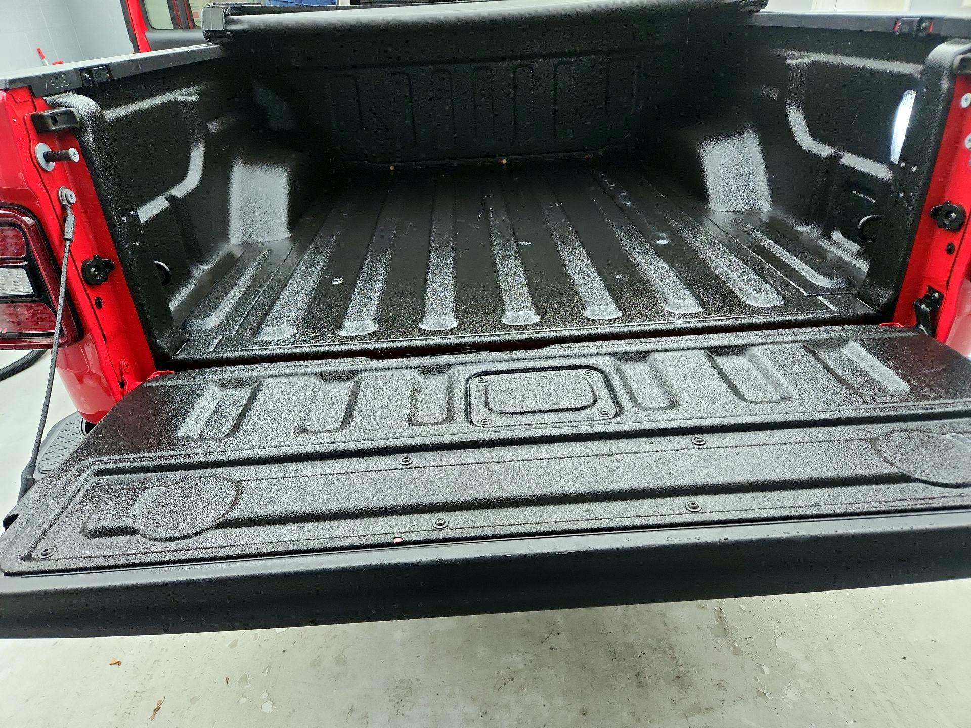 Thumbnail: 2020 Jeep Gladiator - 20