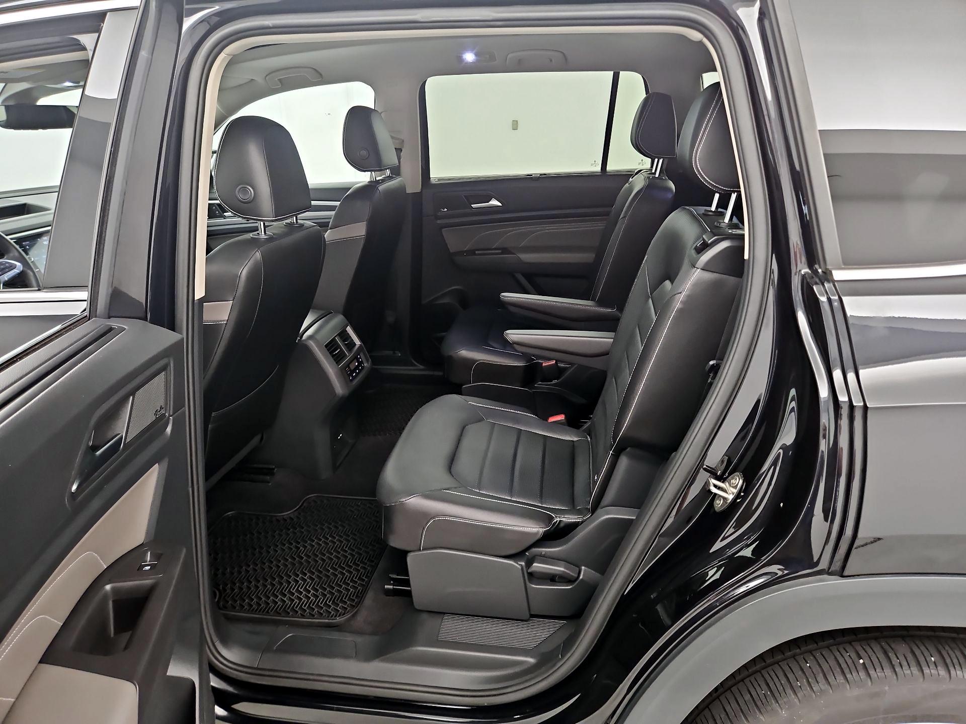 Thumbnail: 2023 Volkswagen Atlas - 20