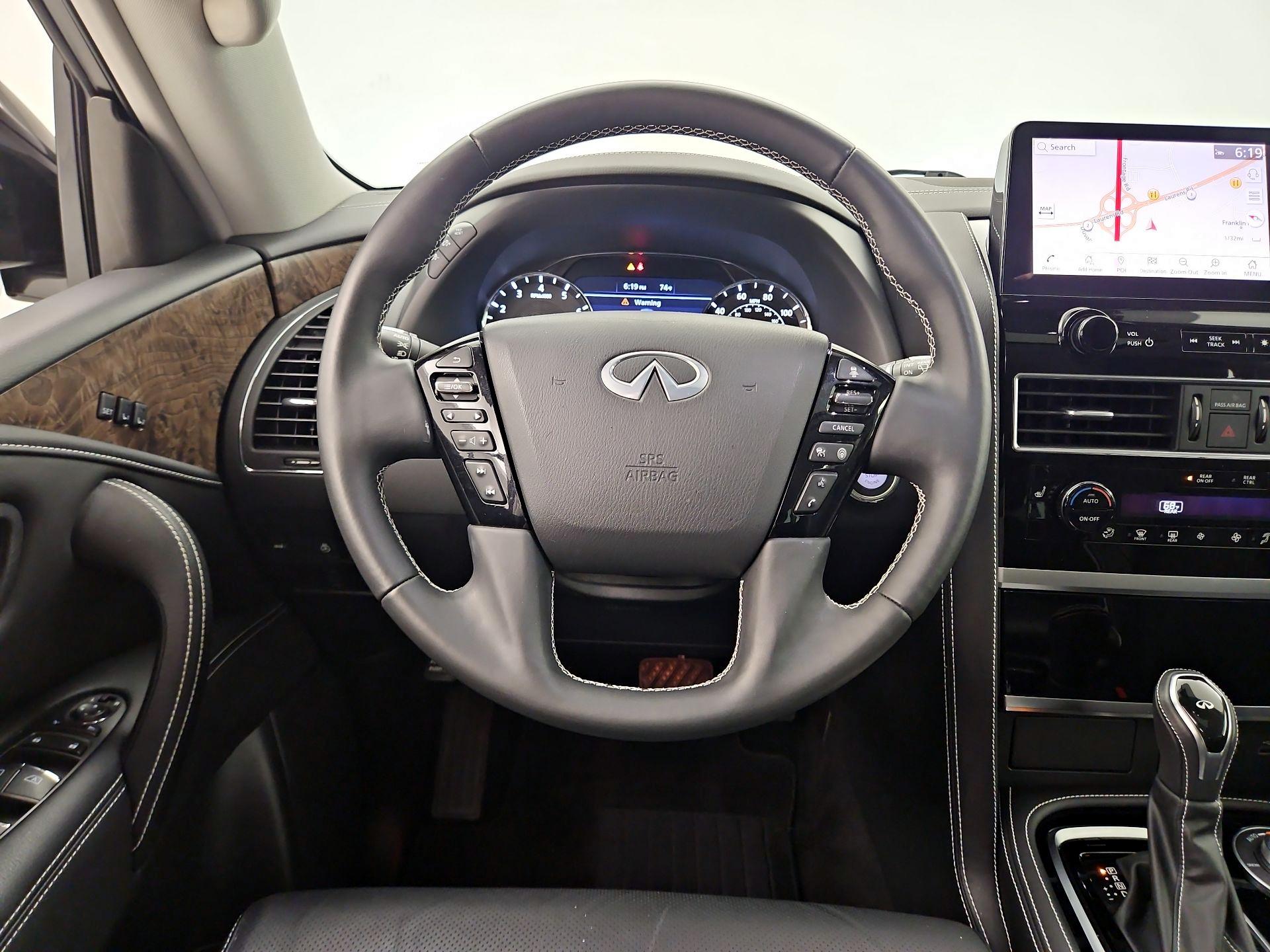 Thumbnail: 2023 INFINITI QX80 - 10