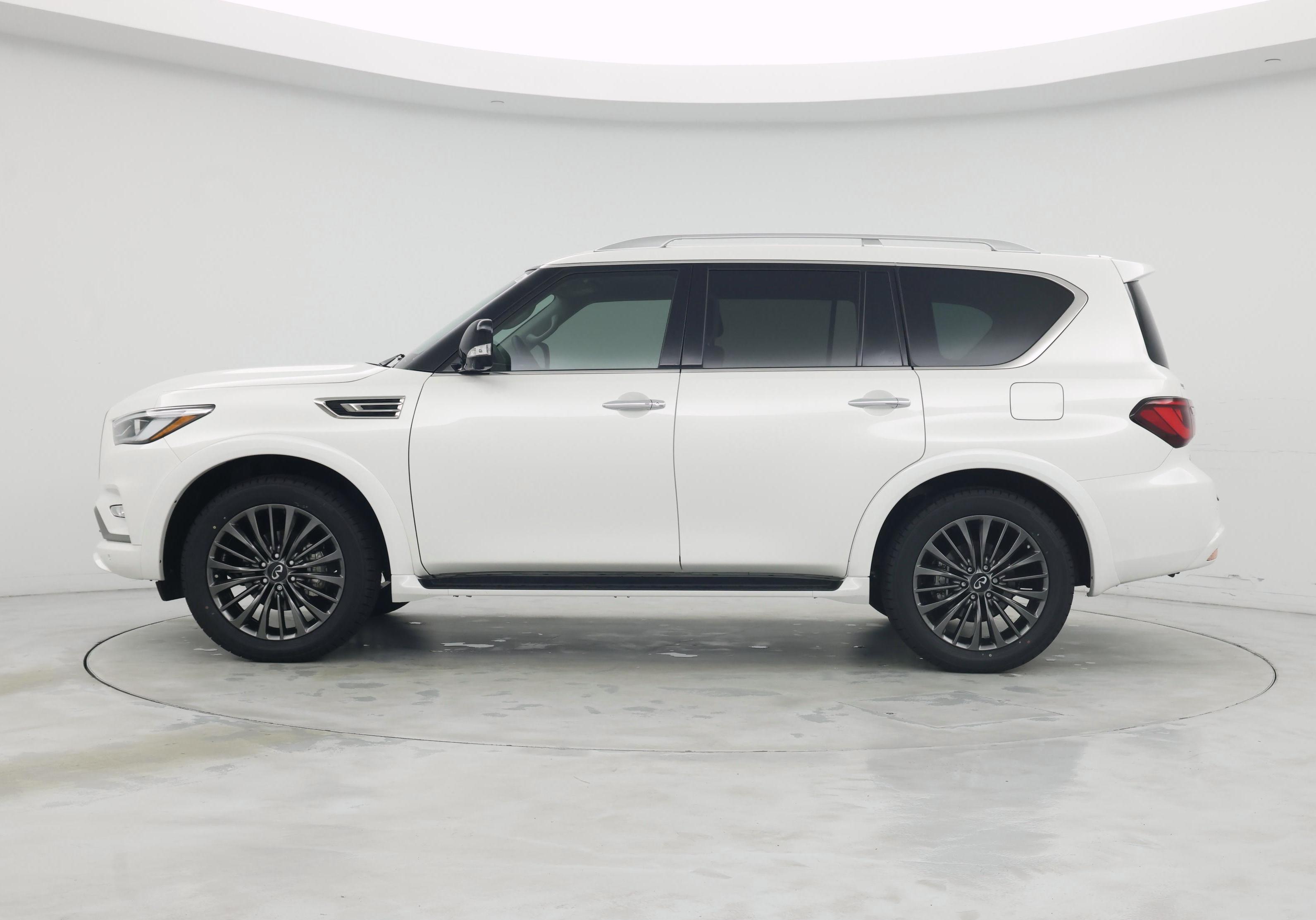 Thumbnail: 2023 INFINITI QX80 - 3