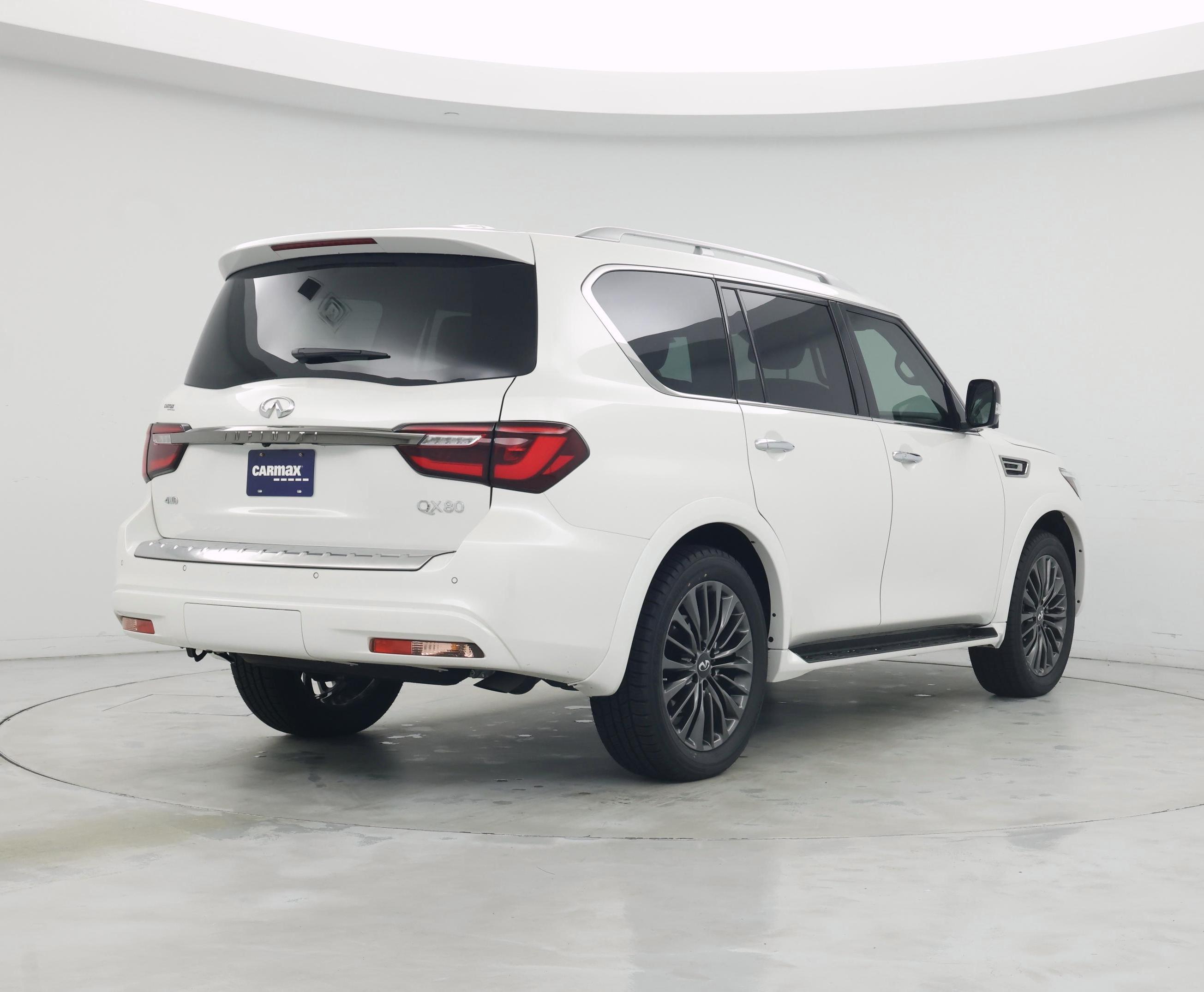 Thumbnail: 2023 INFINITI QX80 - 8