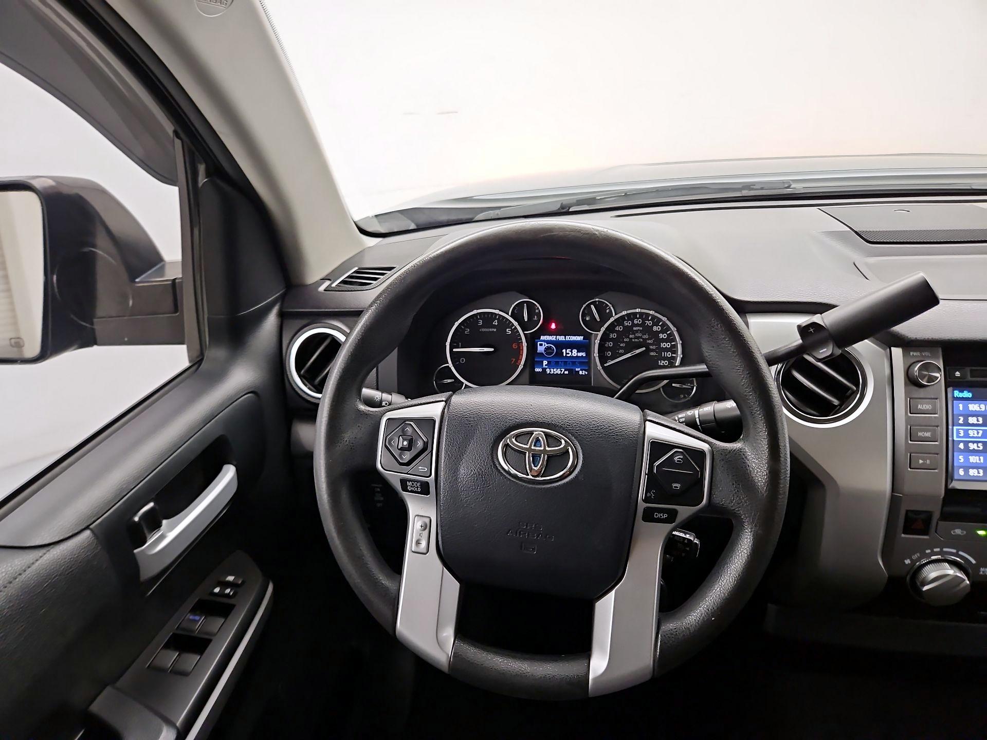 Thumbnail: 2017 Toyota Tundra - 10