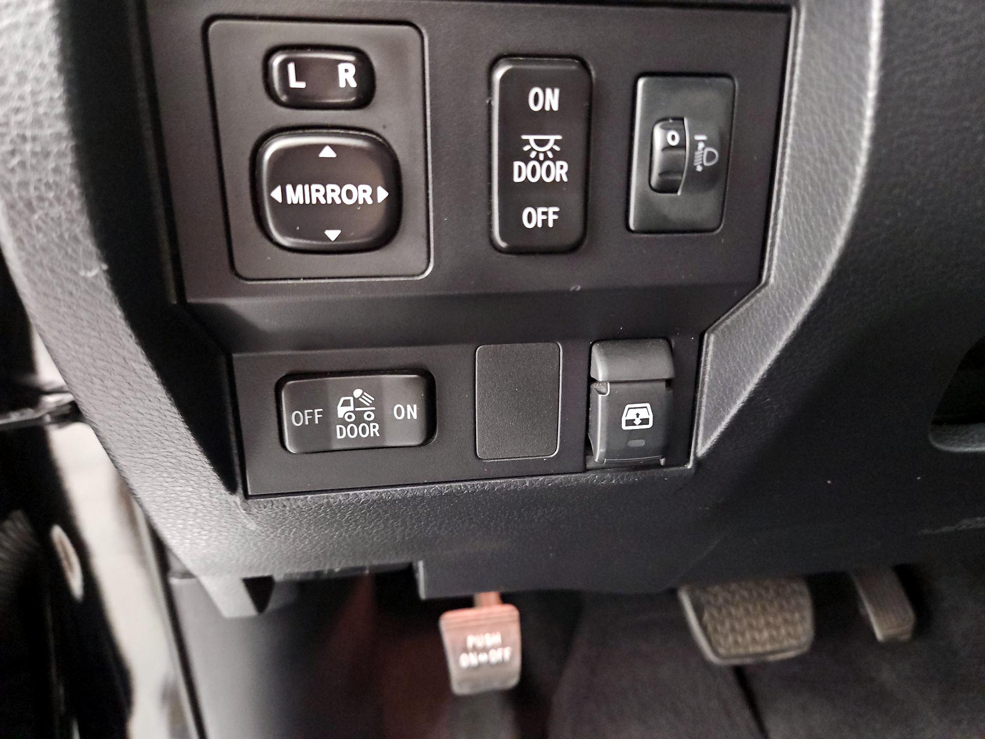 Thumbnail: 2017 Toyota Tundra - 13
