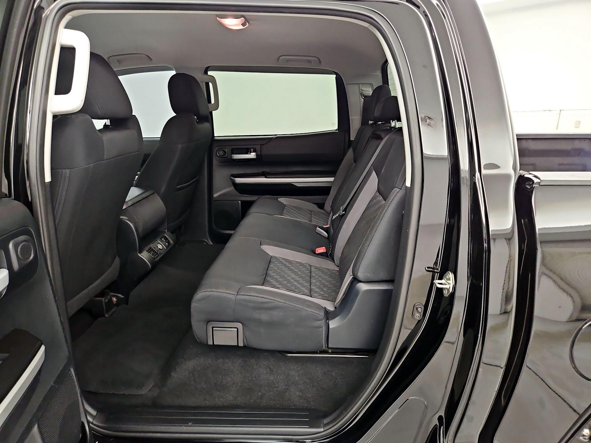 Thumbnail: 2017 Toyota Tundra - 19