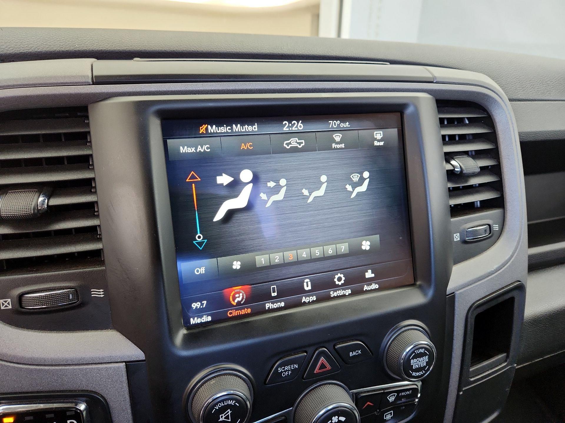 Thumbnail: 2021 RAM 1500 Classic - 14