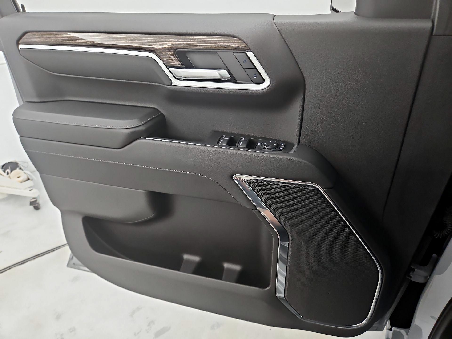 Thumbnail: 2024 GMC Sierra 1500 - 12