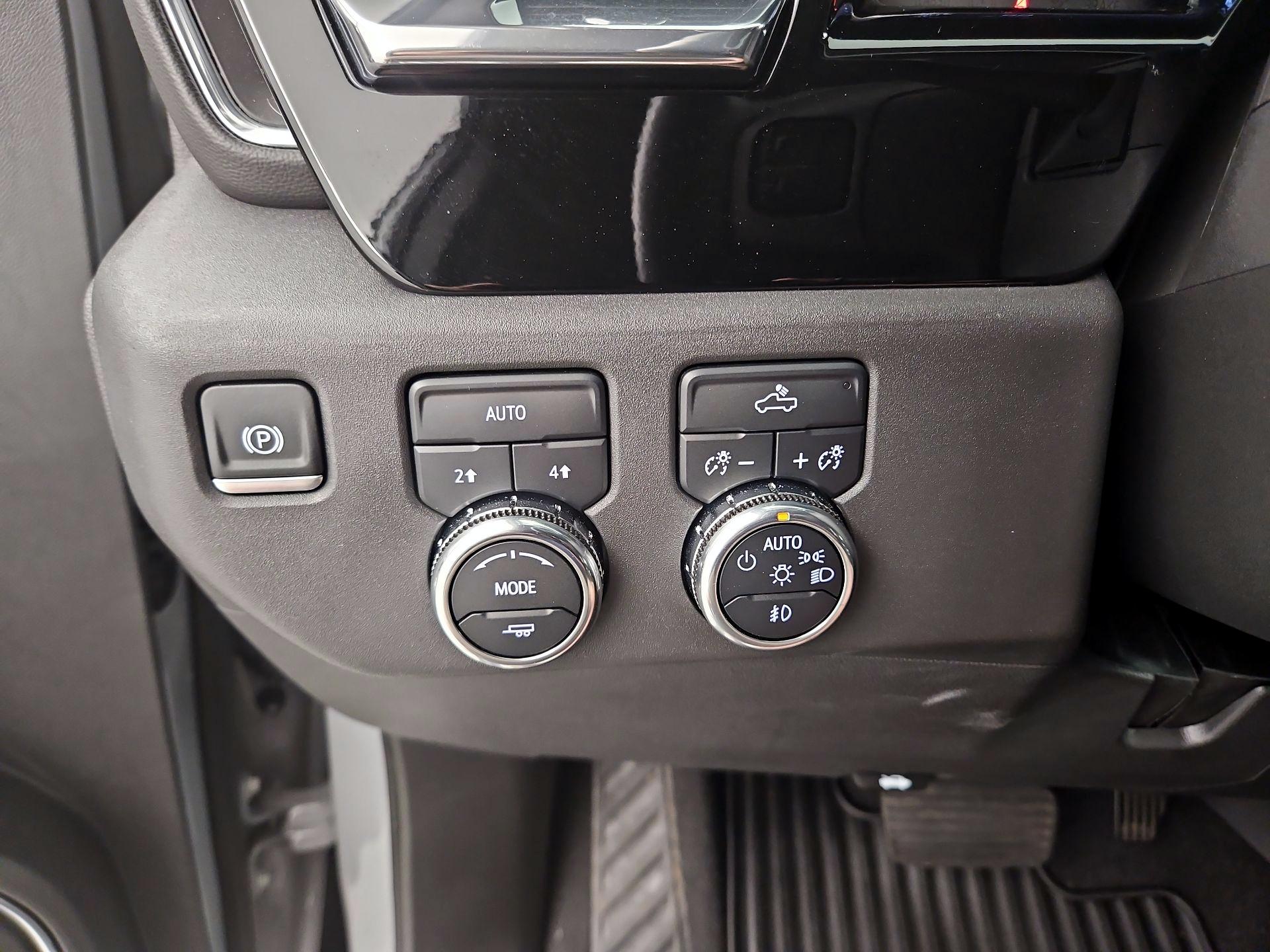 Thumbnail: 2024 GMC Sierra 1500 - 13