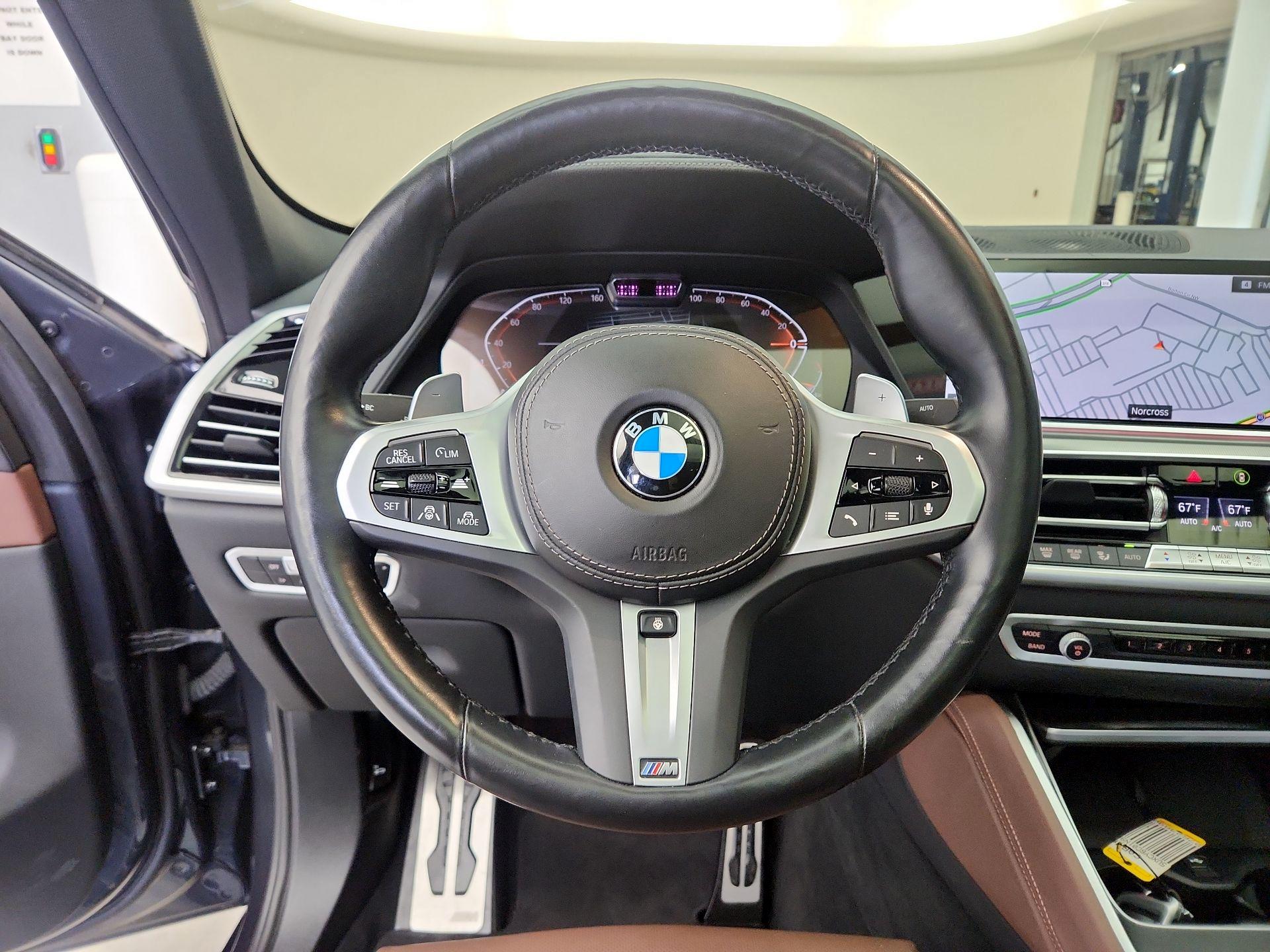 Thumbnail: 2022 BMW X6 - 10