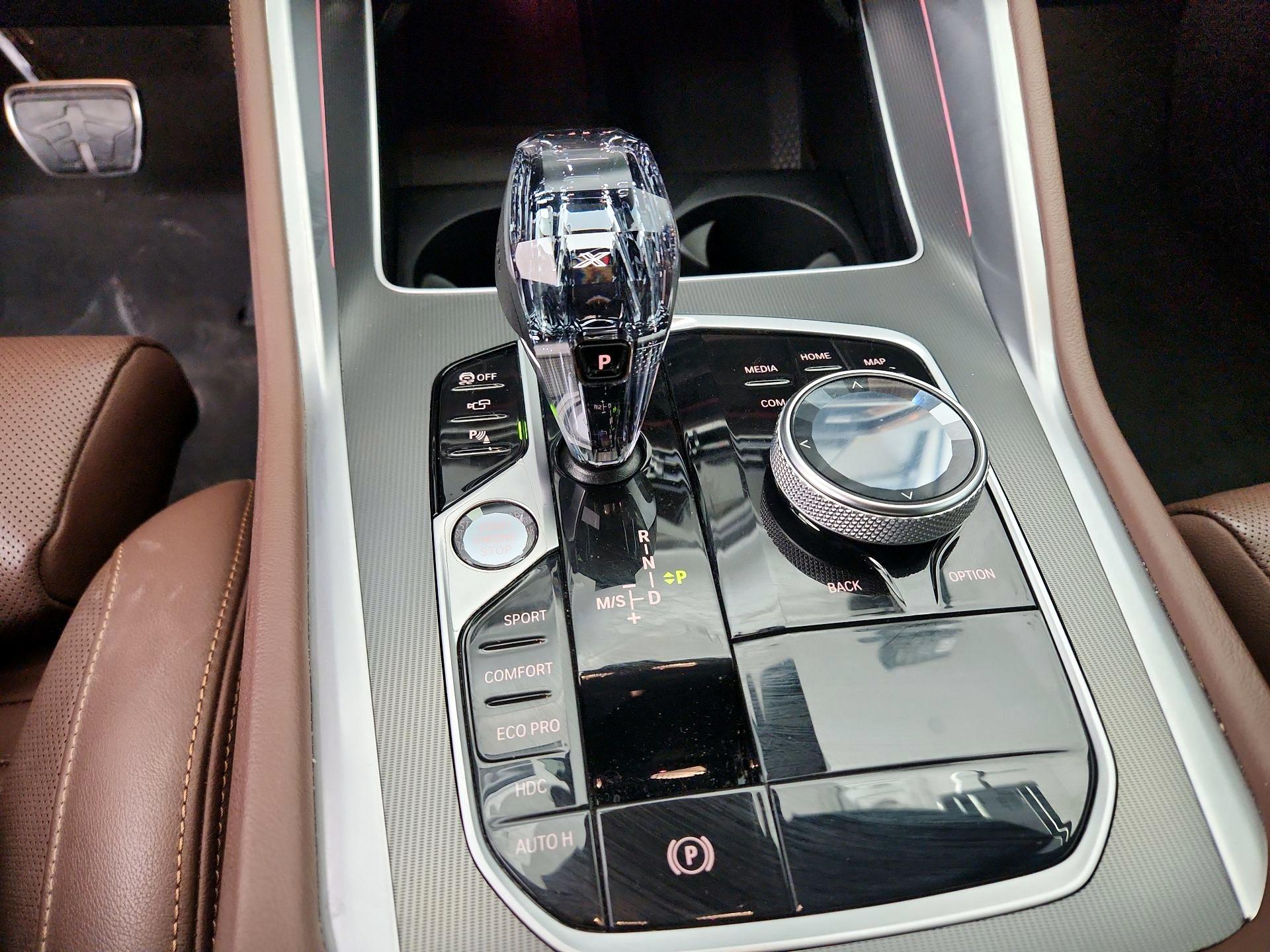Thumbnail: 2022 BMW X6 - 18
