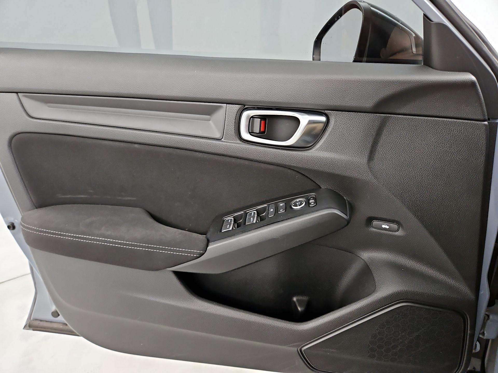 Thumbnail: 2022 Honda Civic - 12