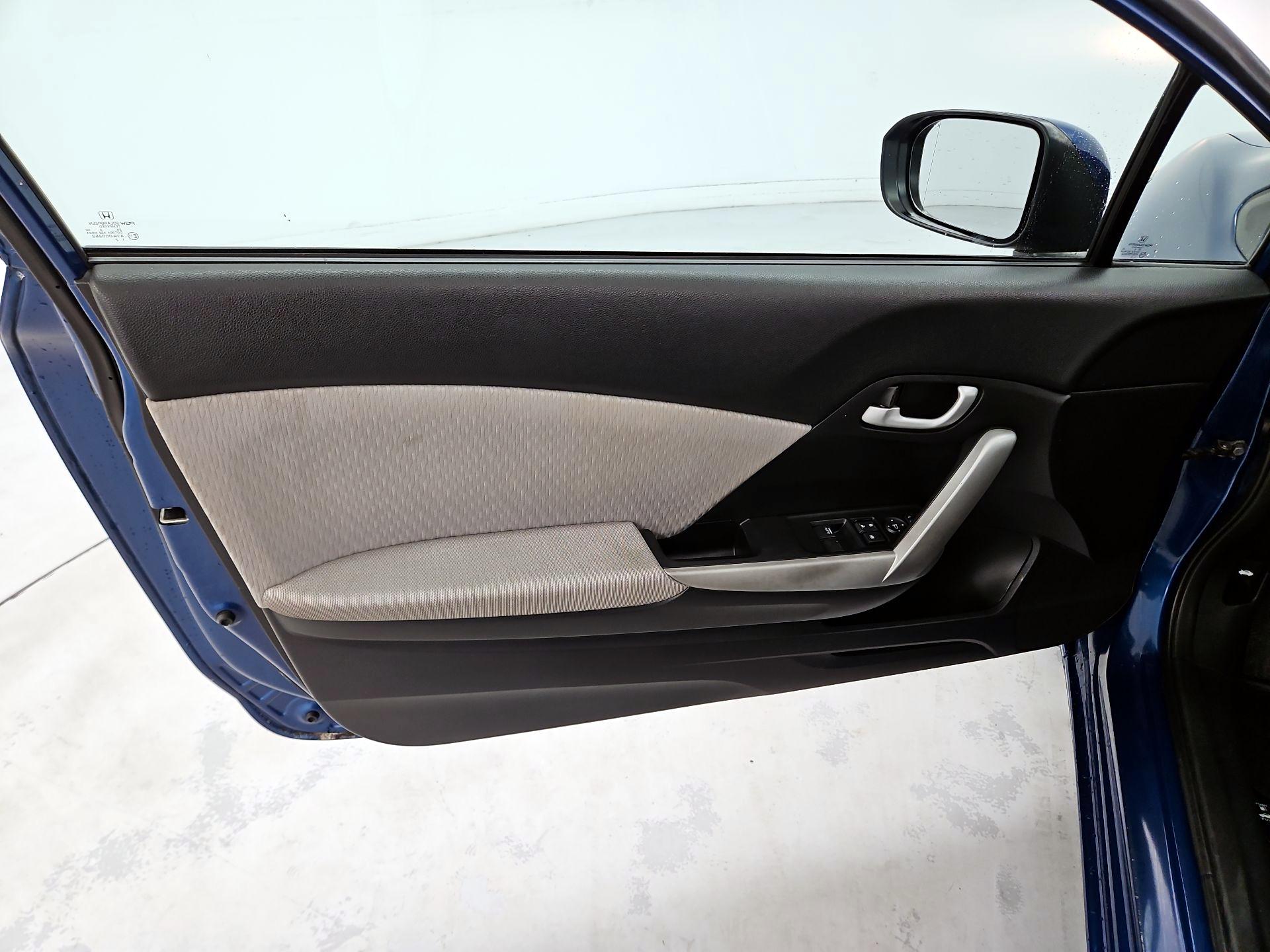Thumbnail: 2014 Honda Civic - 12