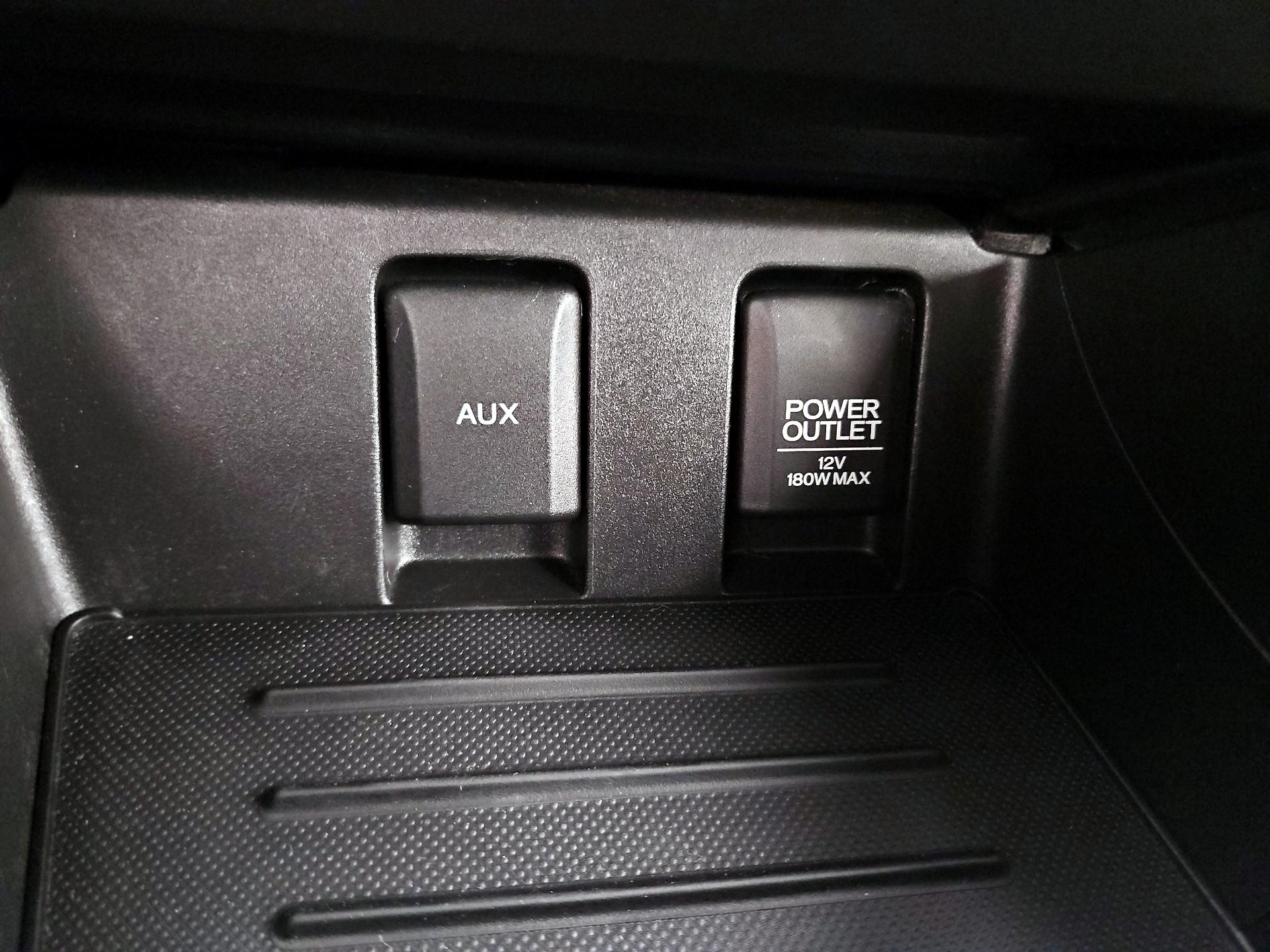Thumbnail: 2014 Honda Civic - 18