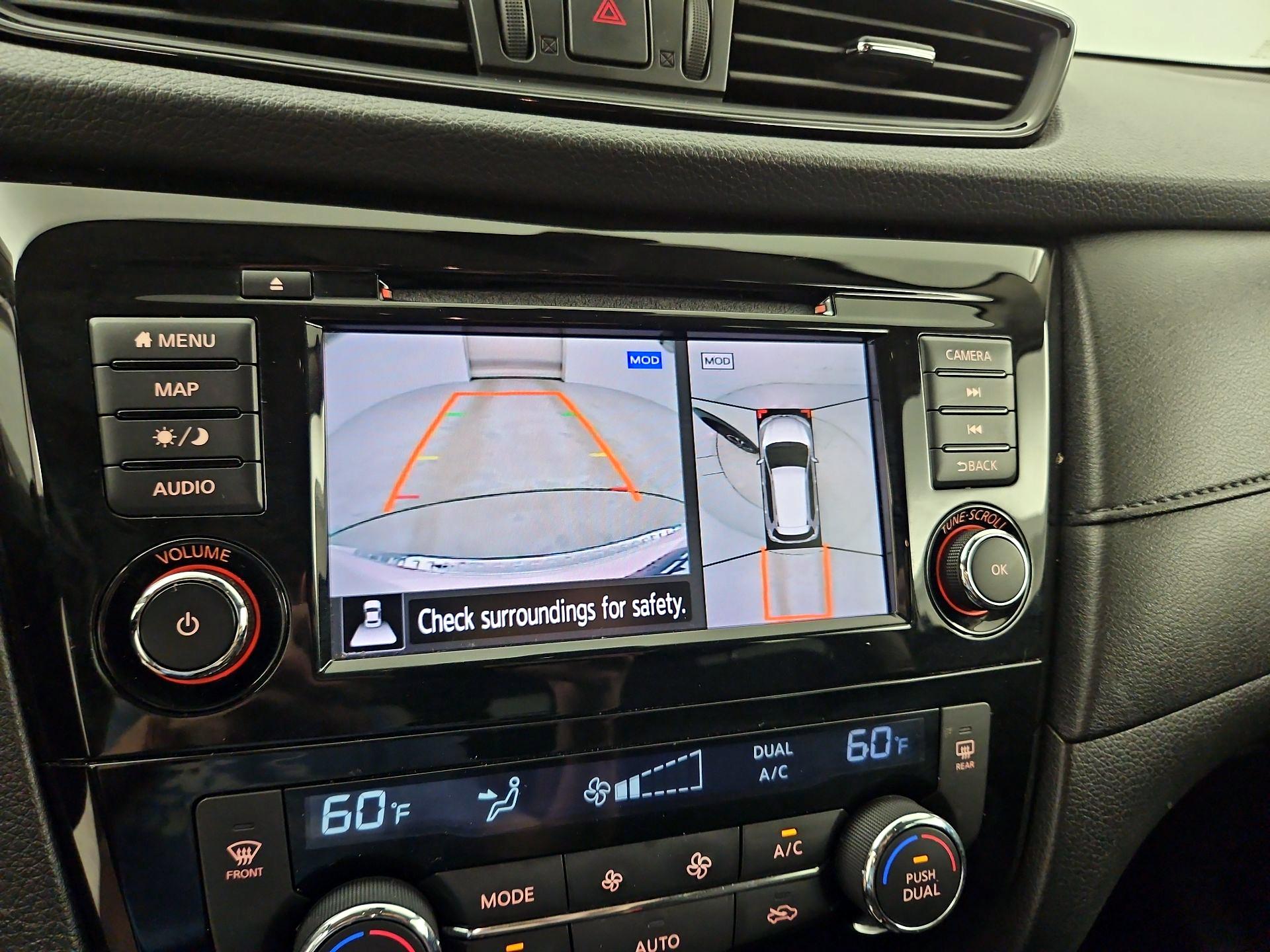 Thumbnail: 2019 Nissan Rogue - 15