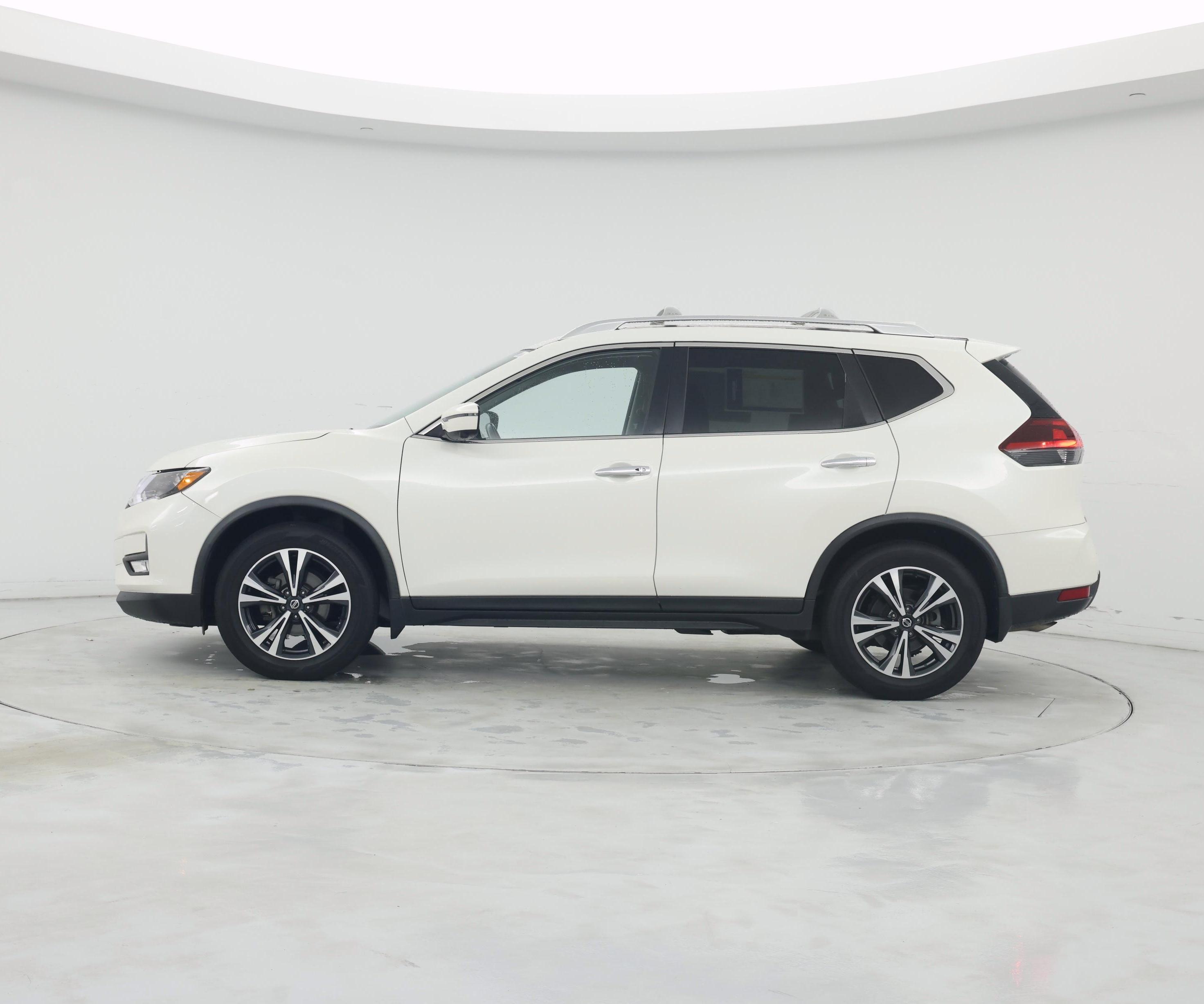 Thumbnail: 2019 Nissan Rogue - 3