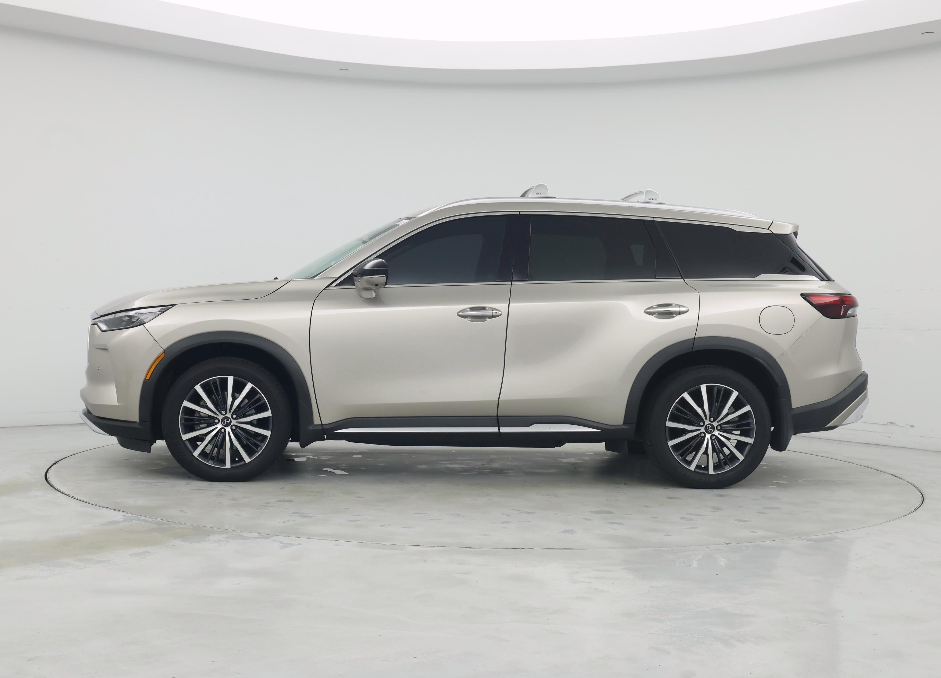 Thumbnail: 2022 INFINITI QX60 - 3