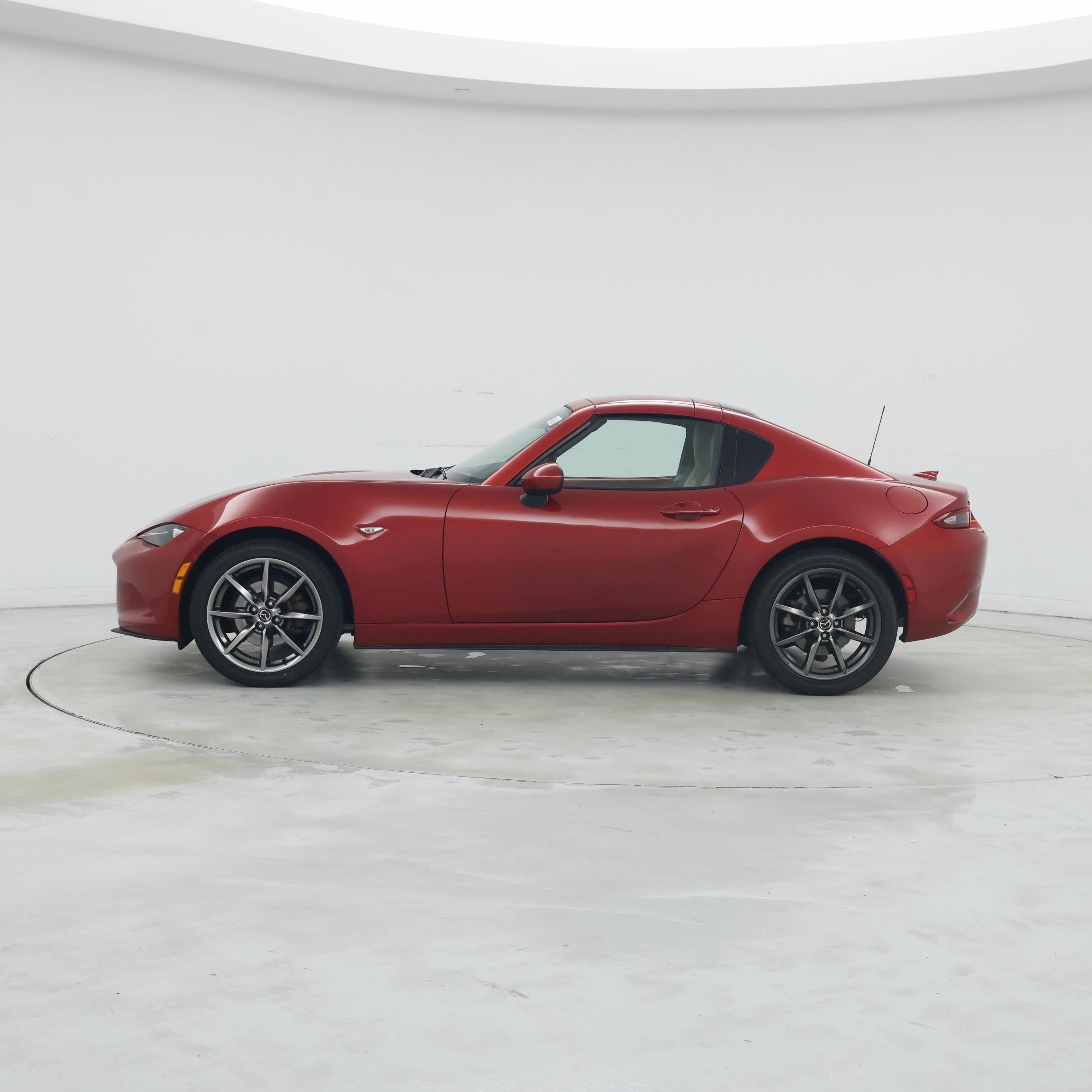 Thumbnail: 2017 Mazda MX-5 Miata - 3