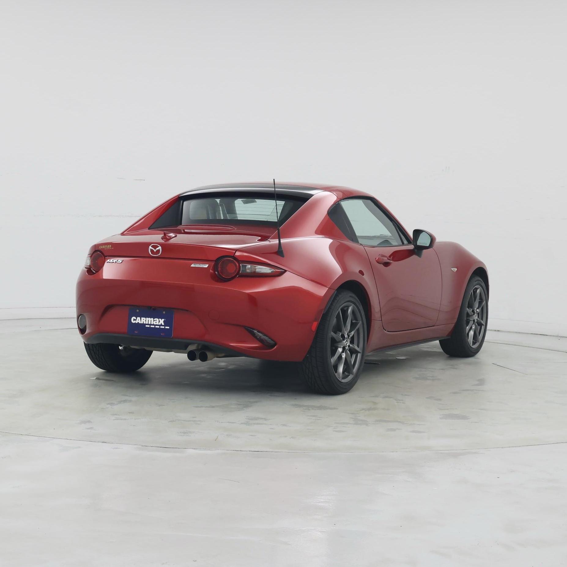 Thumbnail: 2017 Mazda MX-5 Miata - 8