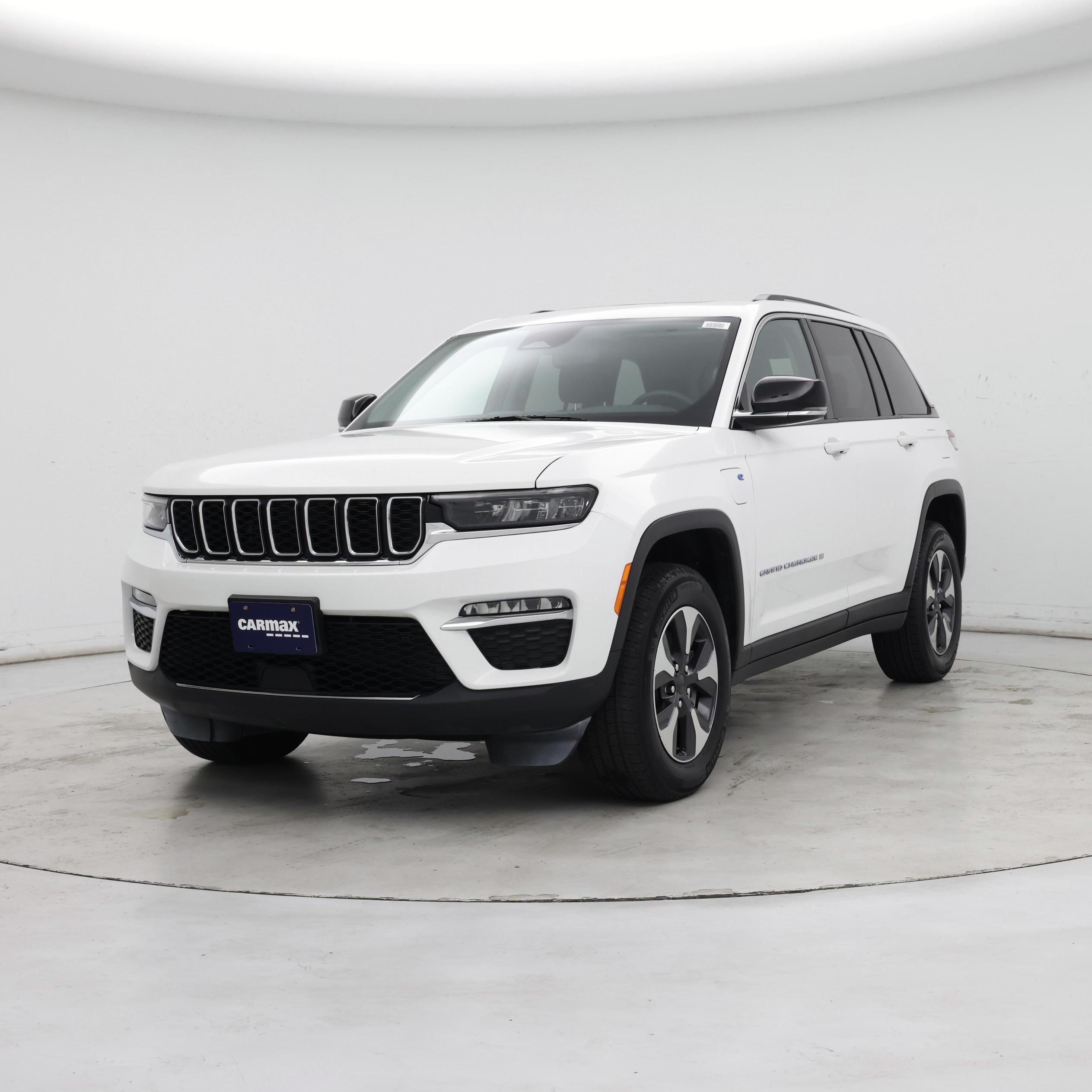 Thumbnail: 2023 Jeep Grand Cherokee - 4