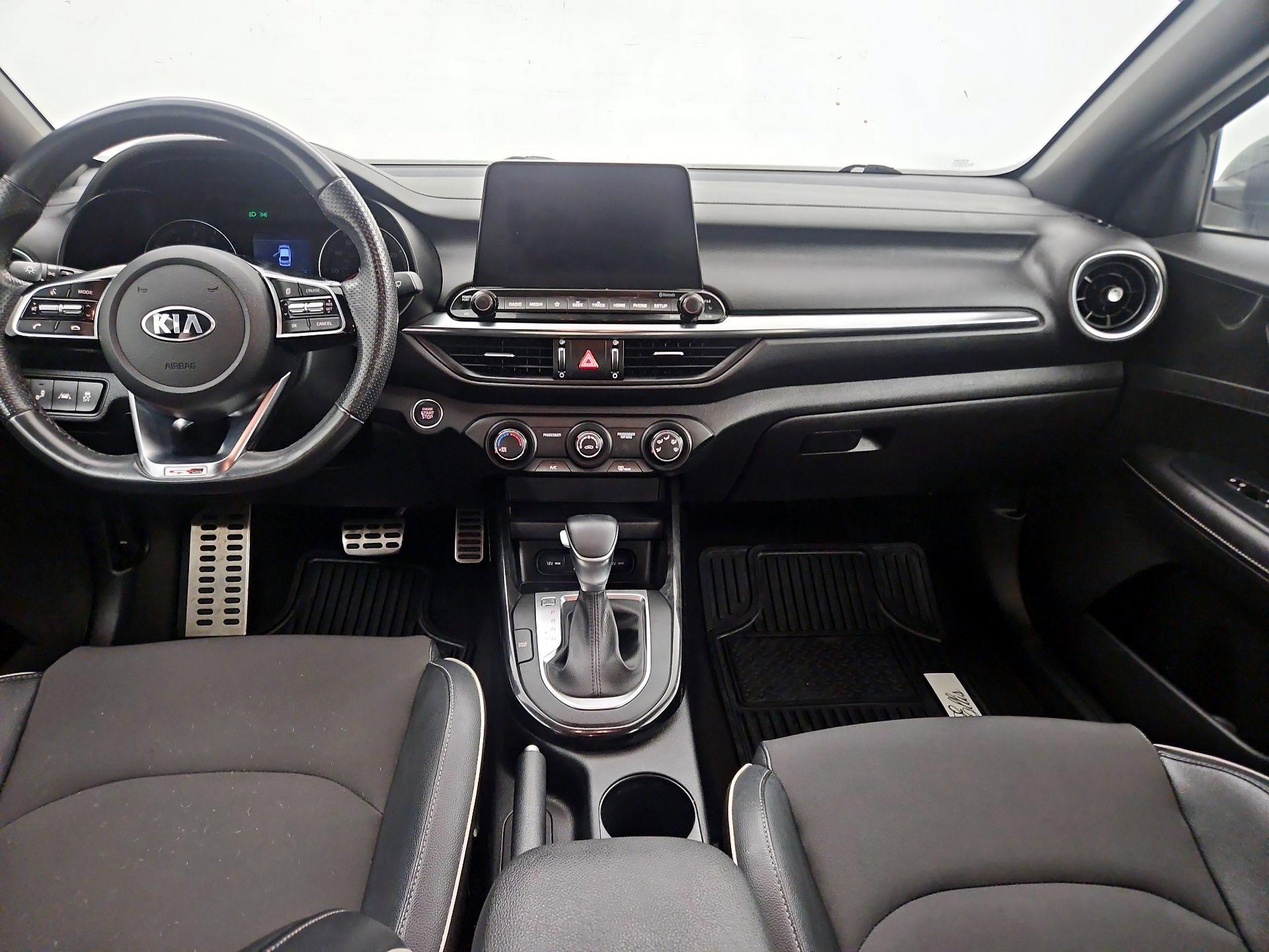 Thumbnail: 2020 Kia Forte - 9