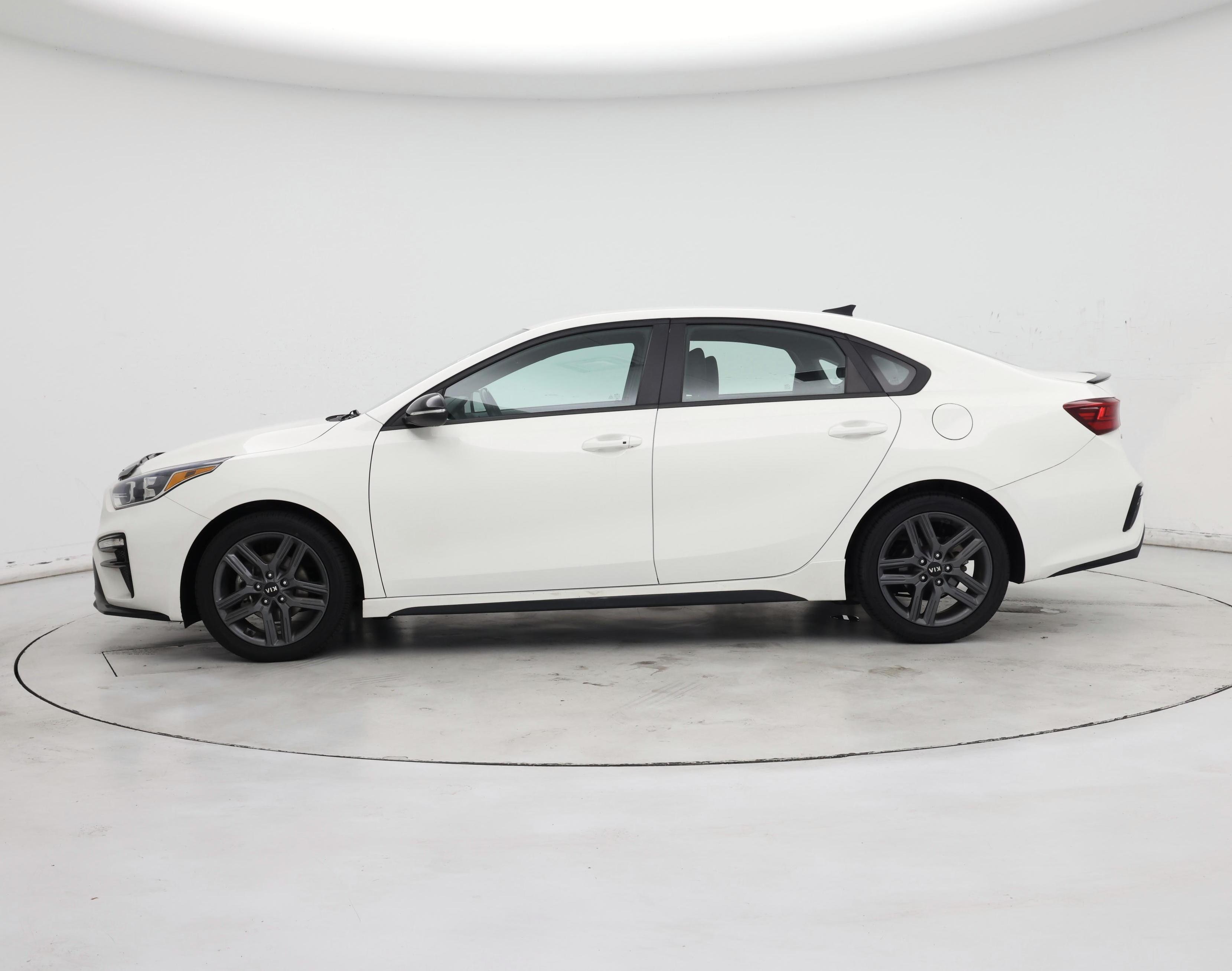 Thumbnail: 2020 Kia Forte - 3