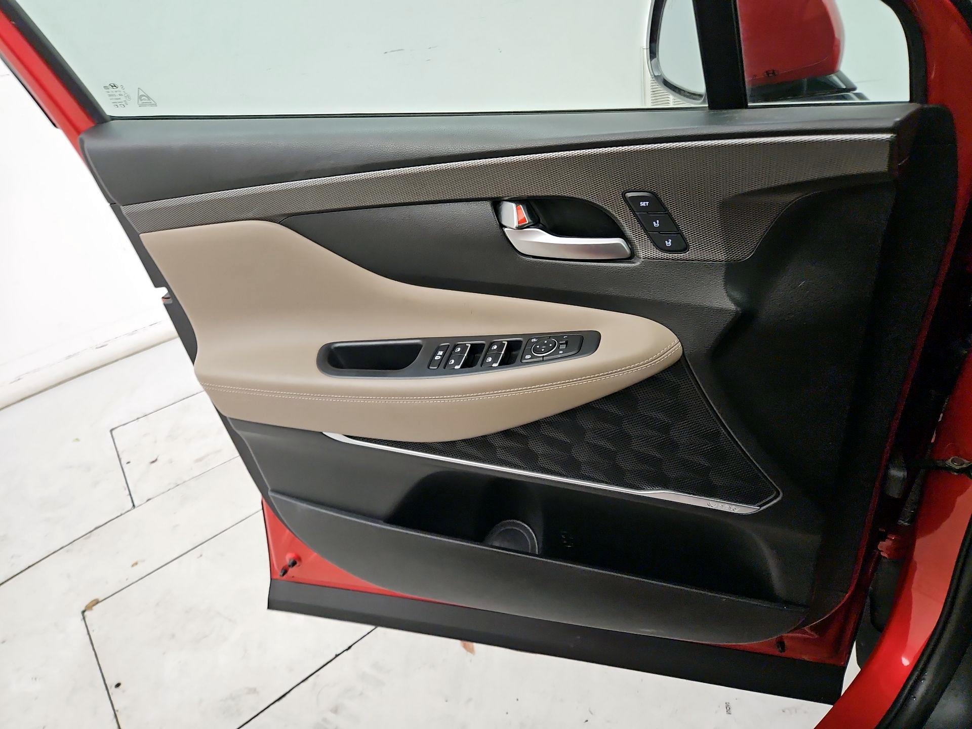 Thumbnail: 2020 Hyundai Santa Fe - 12