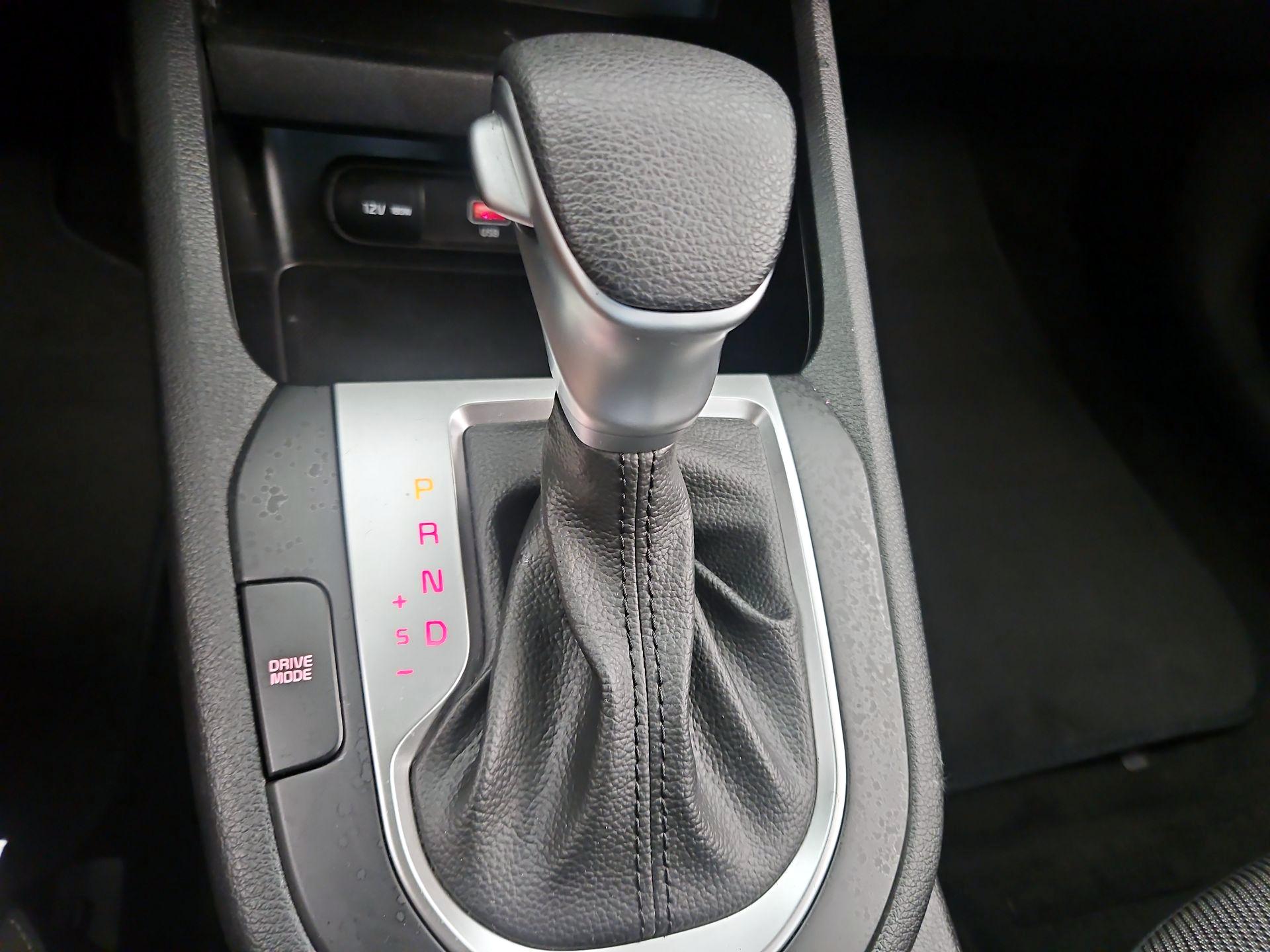 Thumbnail: 2023 Kia Forte - 17