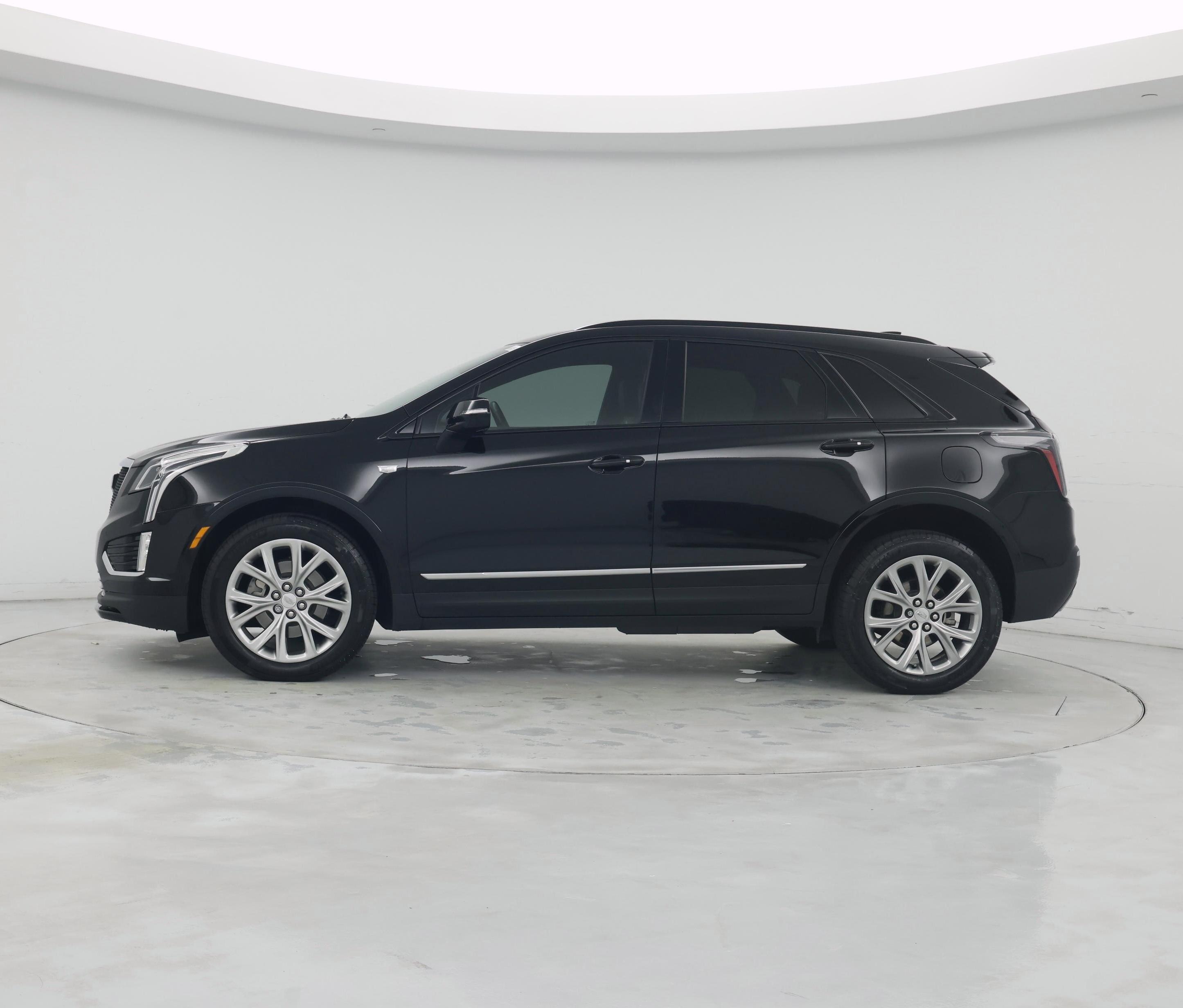 Thumbnail: 2020 Cadillac XT5 - 3