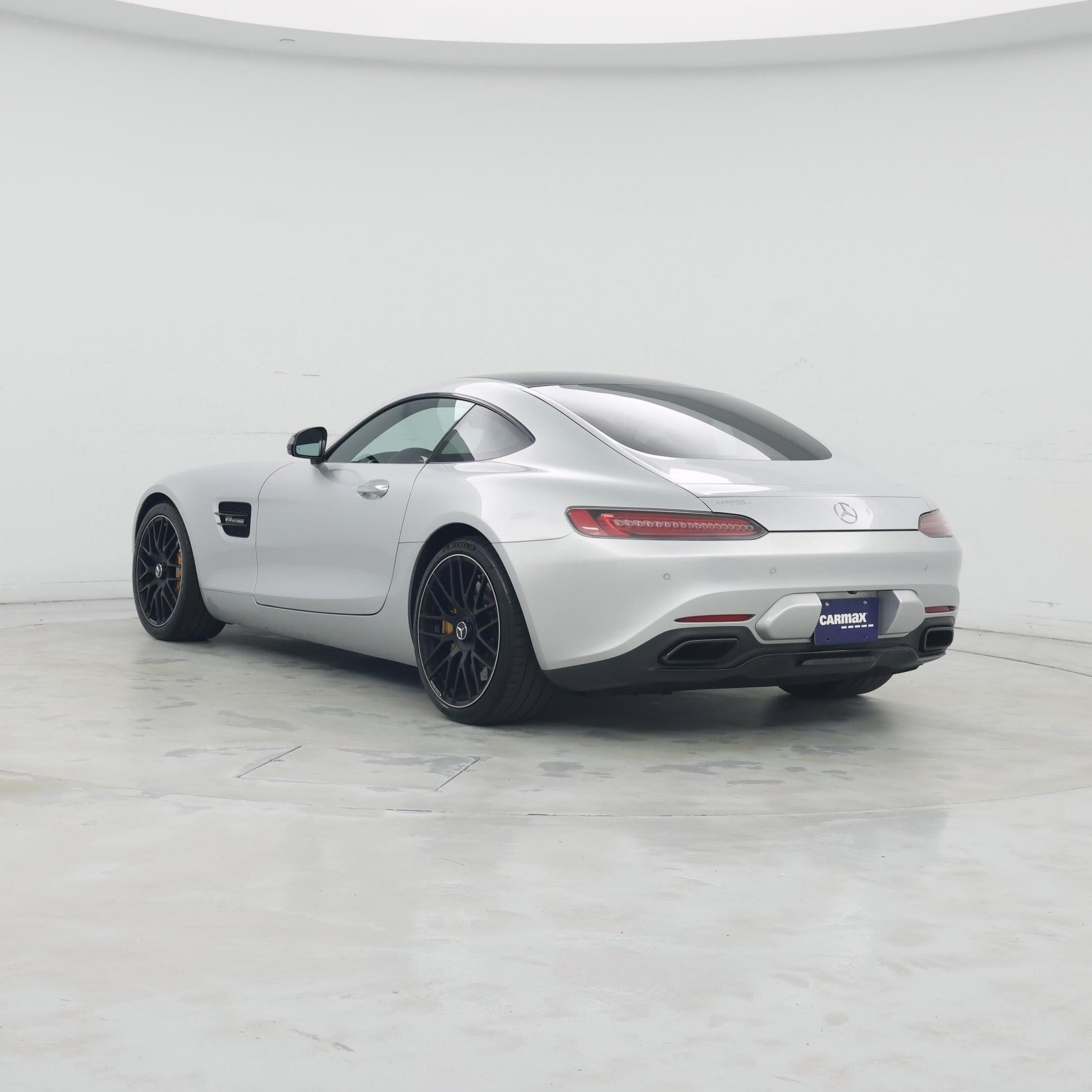 Thumbnail: 2016 Mercedes-Benz AMG GT - 2