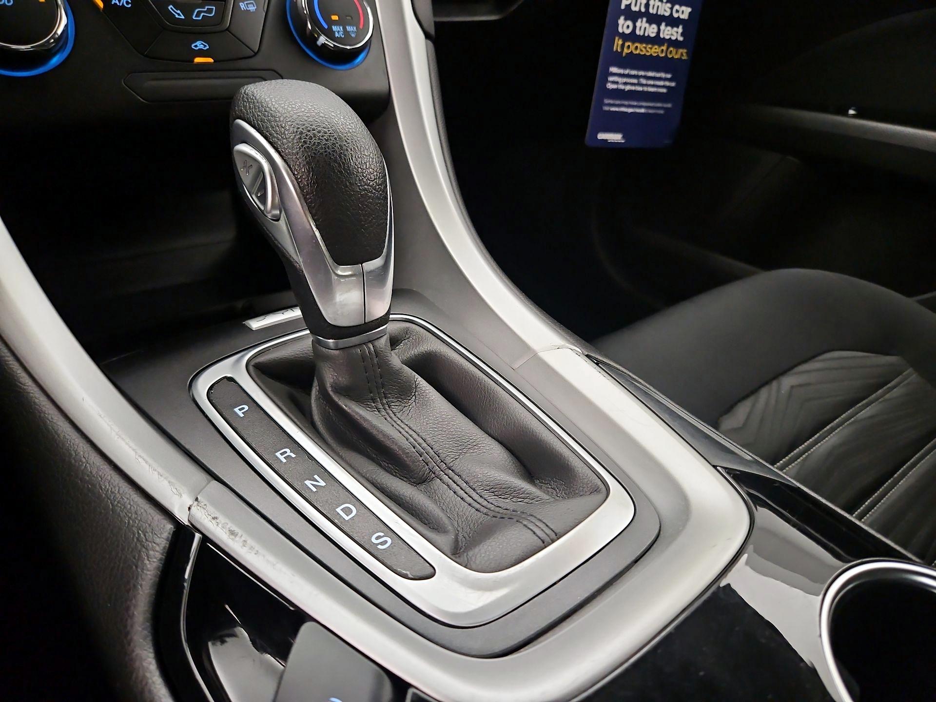 Thumbnail: 2016 Ford Fusion - 17