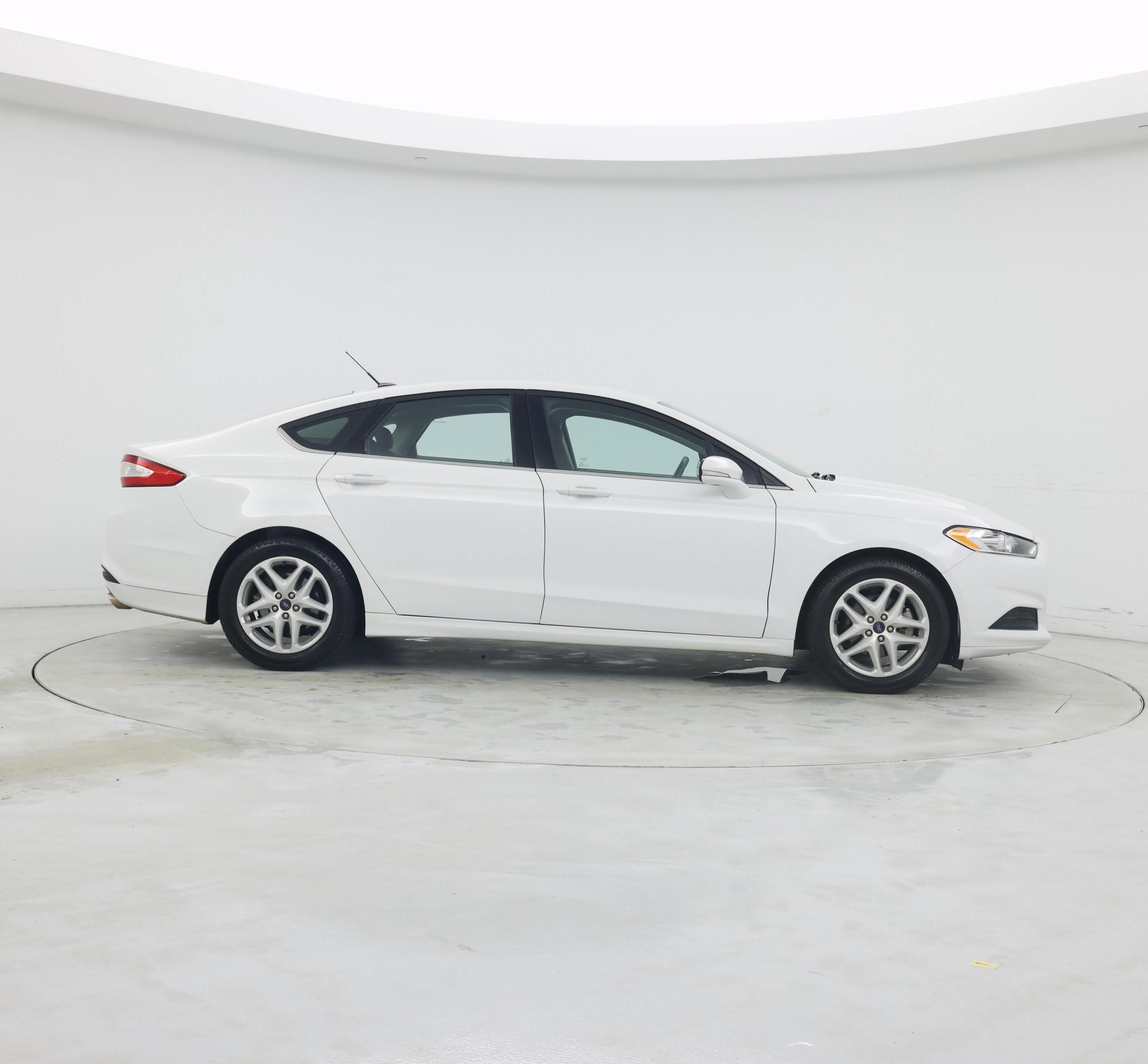Thumbnail: 2016 Ford Fusion - 7
