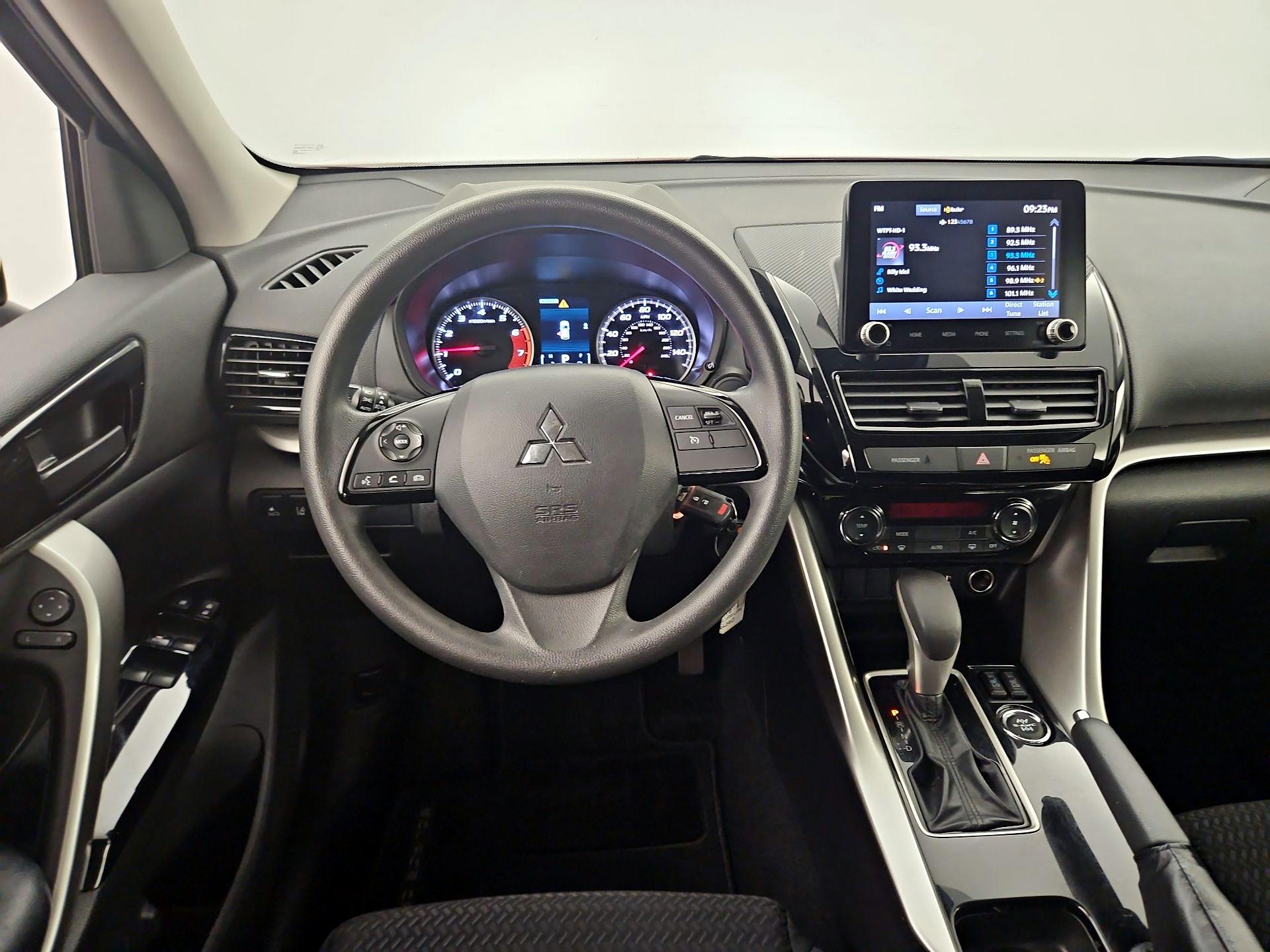 Thumbnail: 2023 Mitsubishi Eclipse Cross - 10