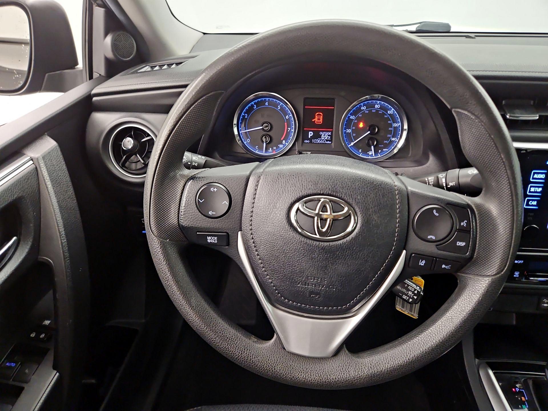 Thumbnail: 2019 Toyota Corolla - 10