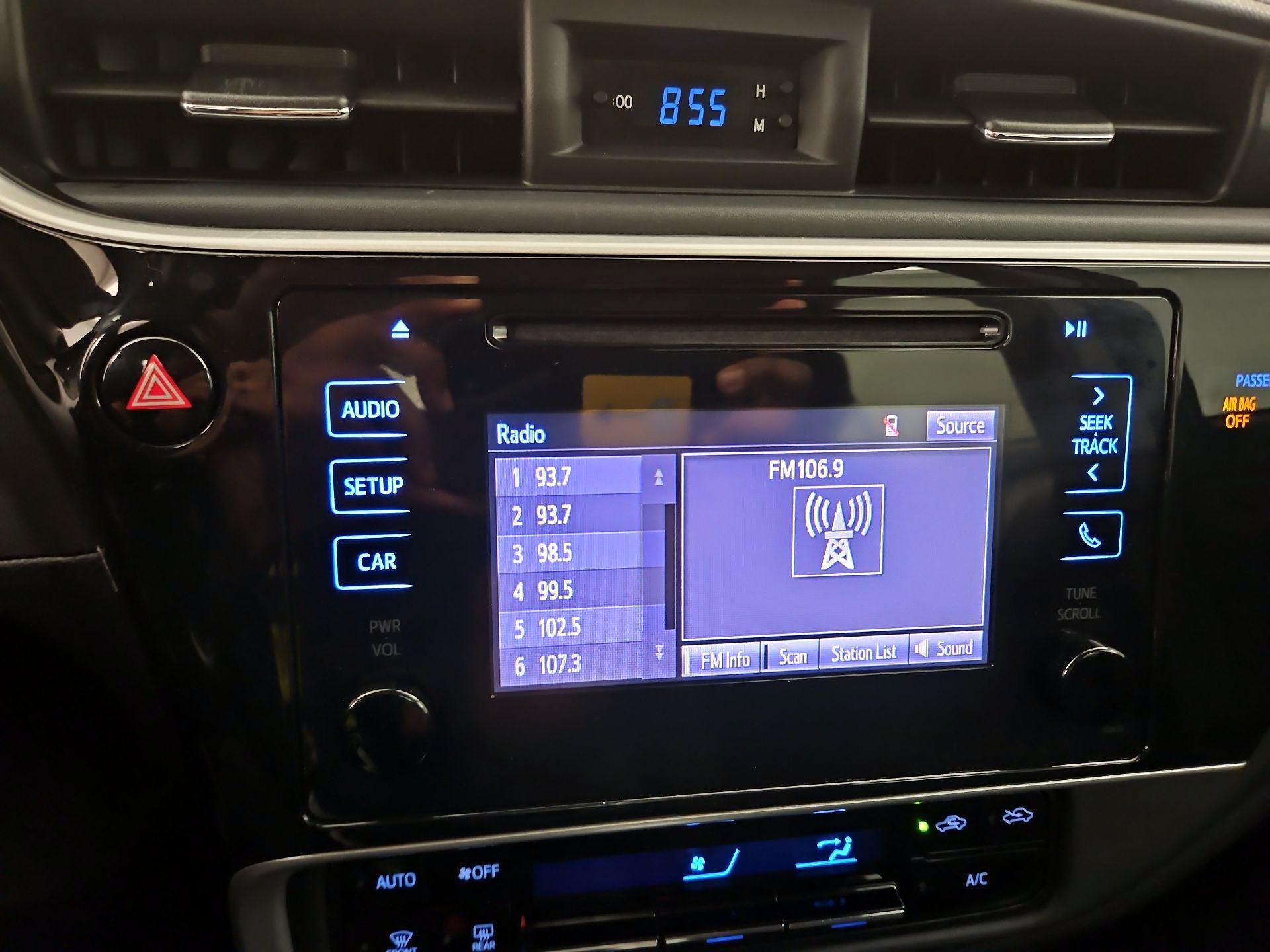 Thumbnail: 2019 Toyota Corolla - 15