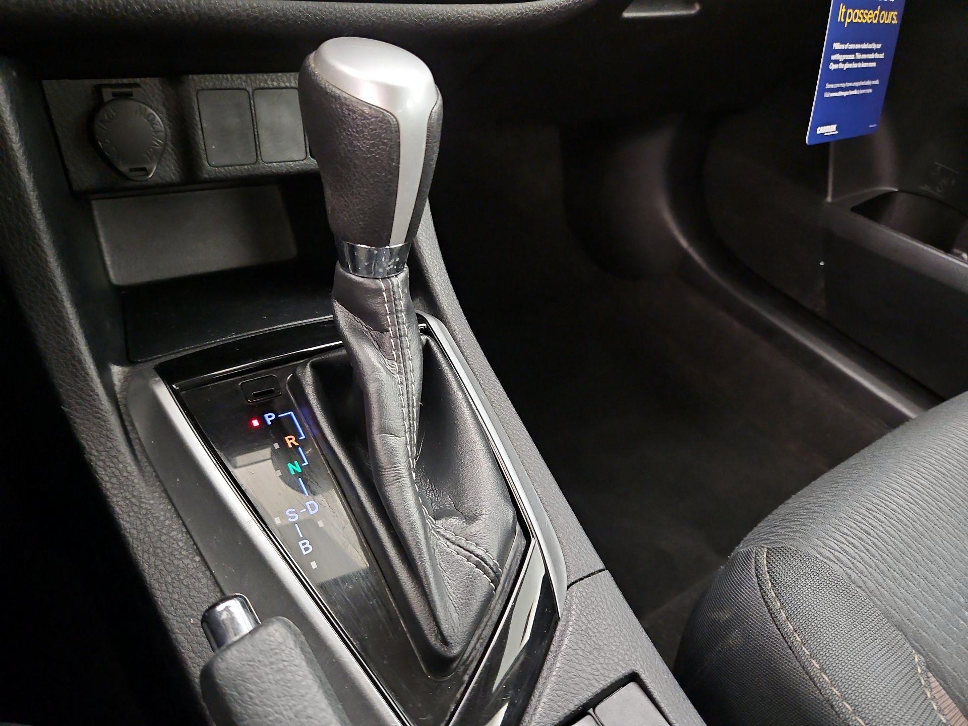 Thumbnail: 2019 Toyota Corolla - 17