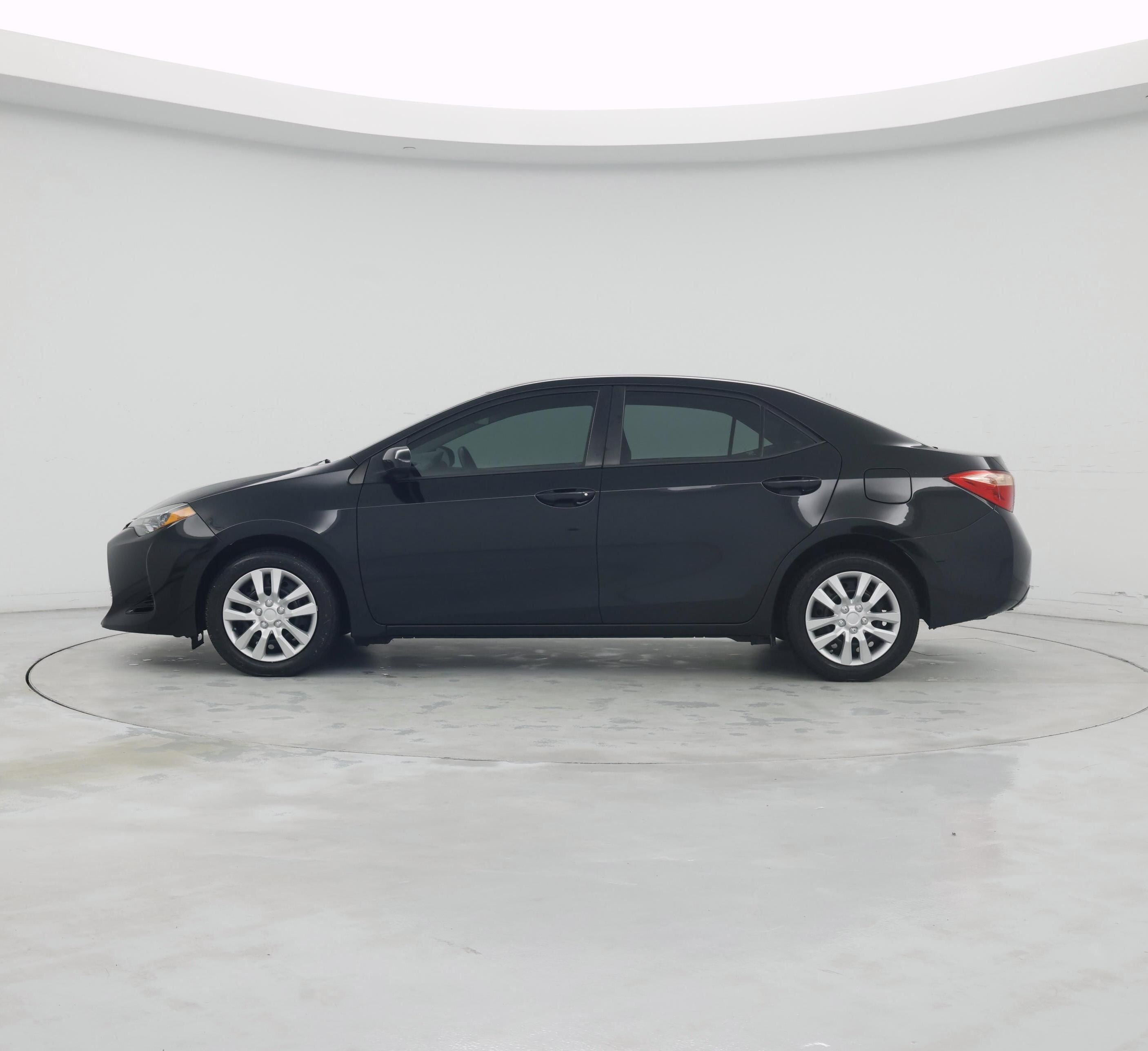 Thumbnail: 2019 Toyota Corolla - 3