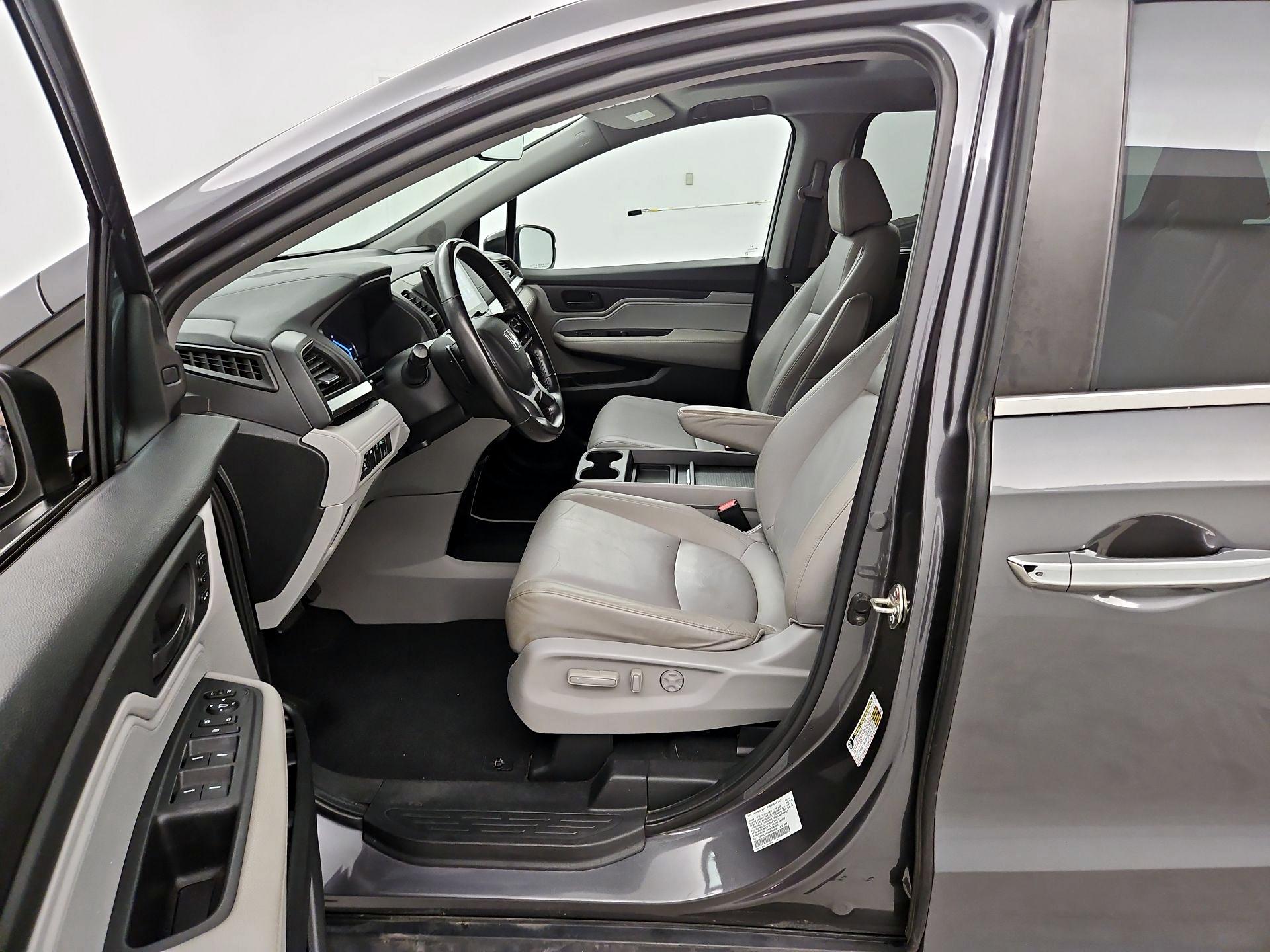 Thumbnail: 2019 Honda Odyssey - 11