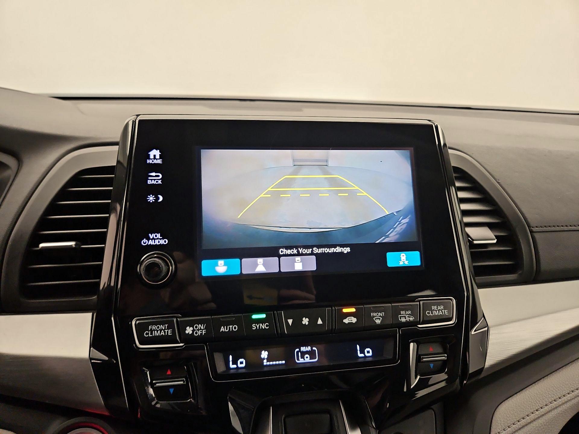 Thumbnail: 2019 Honda Odyssey - 14