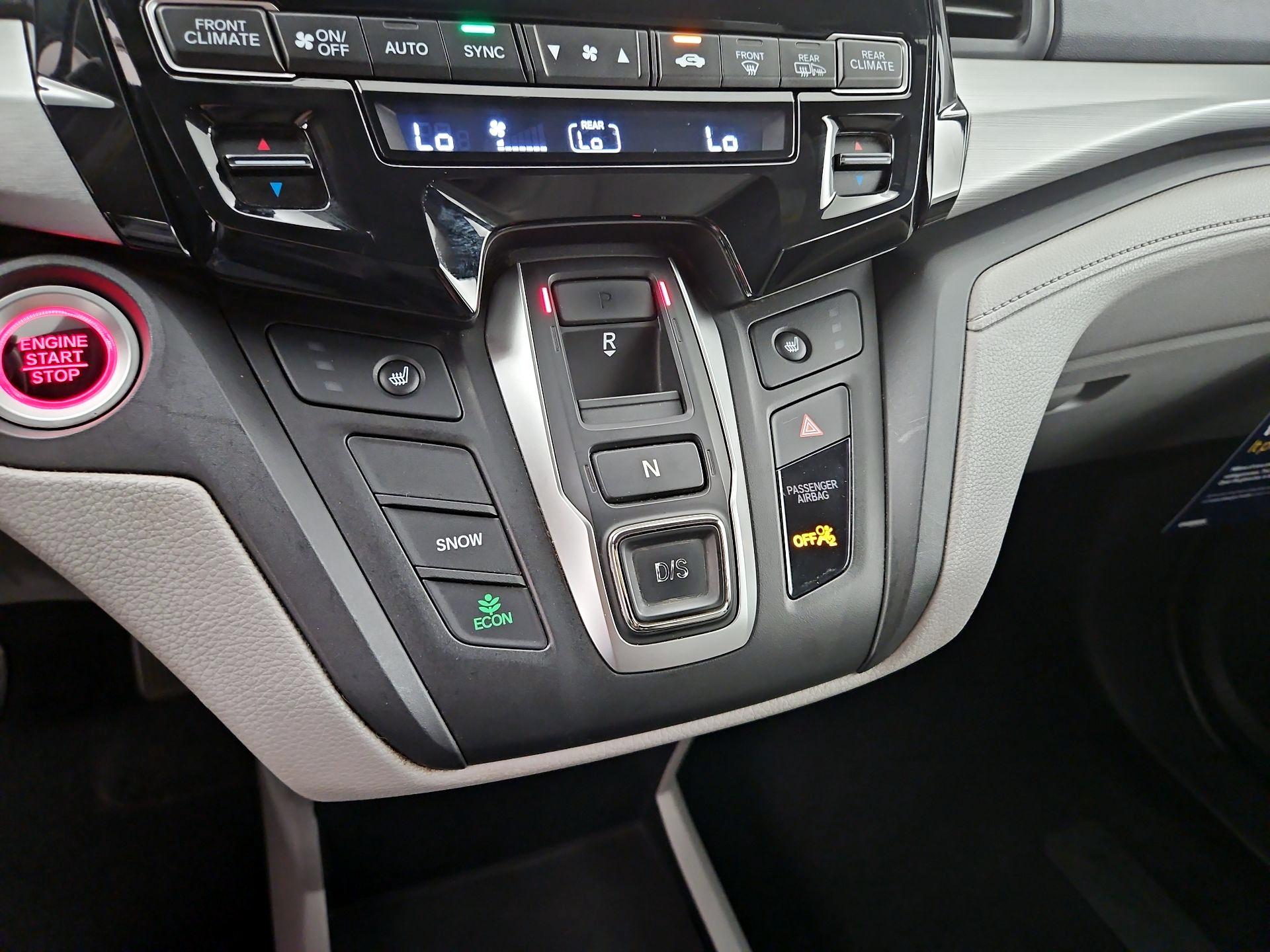 Thumbnail: 2019 Honda Odyssey - 17